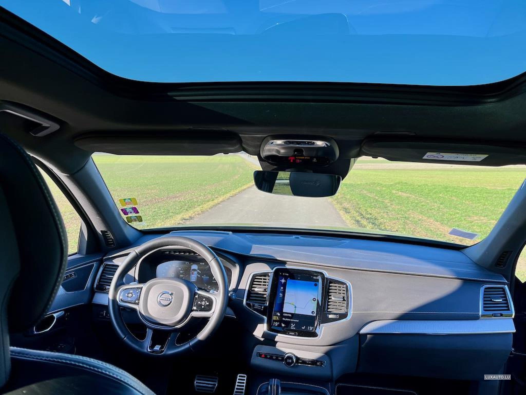 Volvo XC90 T8 Twin Engine R-Design 7 Places (2020) - Photo 10