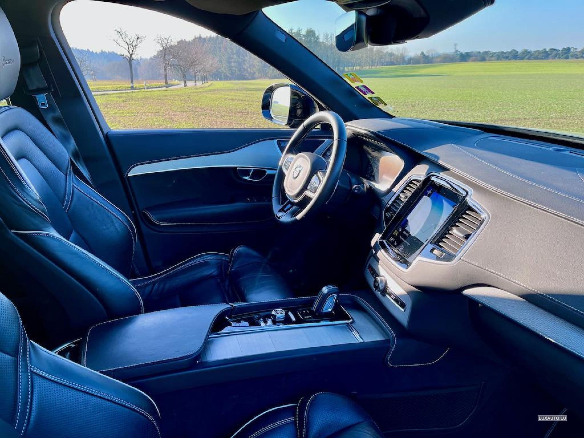 Volvo XC90 T8 Twin Engine R-Design 7 Places (2020) - Photo 8