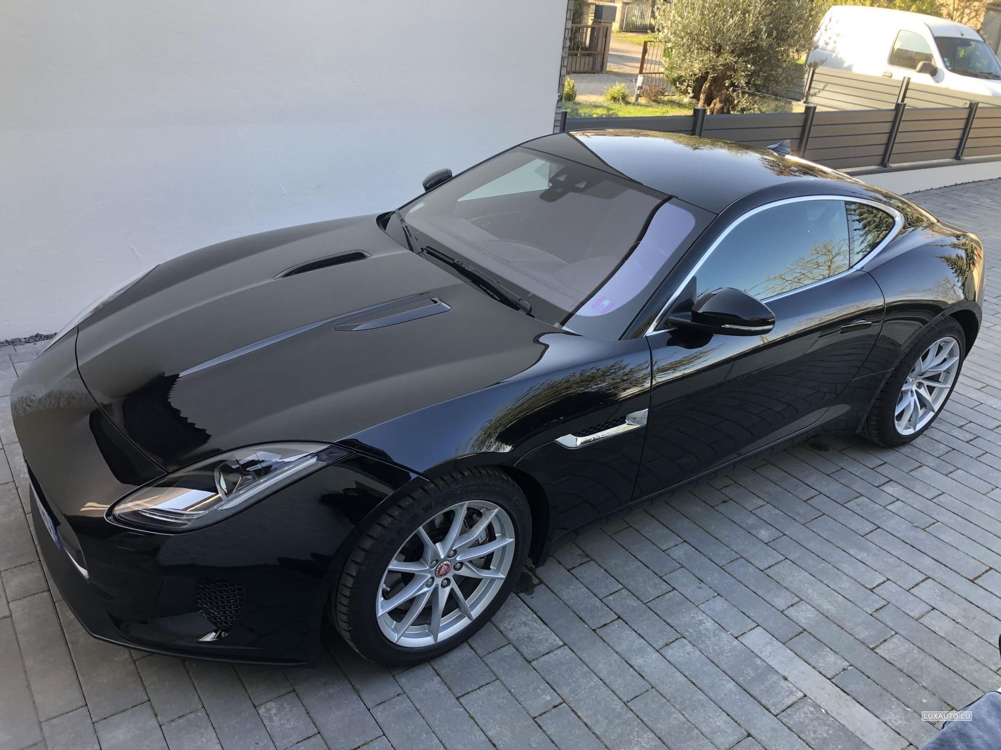 Jaguar F-Type JAGUAR  F-TYPE Coupé 300 CV (2017) - Photo 1