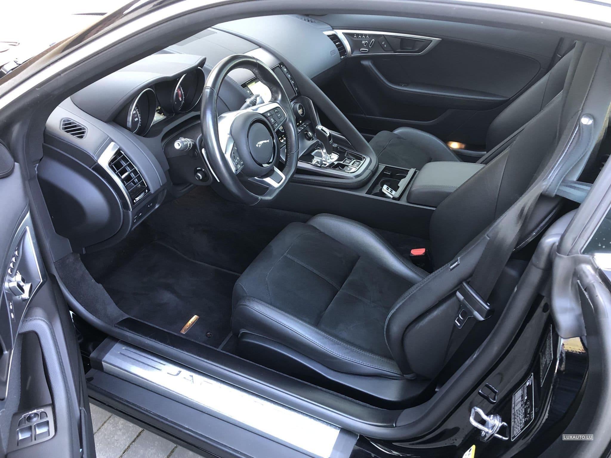 Jaguar F-Type JAGUAR  F-TYPE Coupé 300 CV (2017) - Photo 5