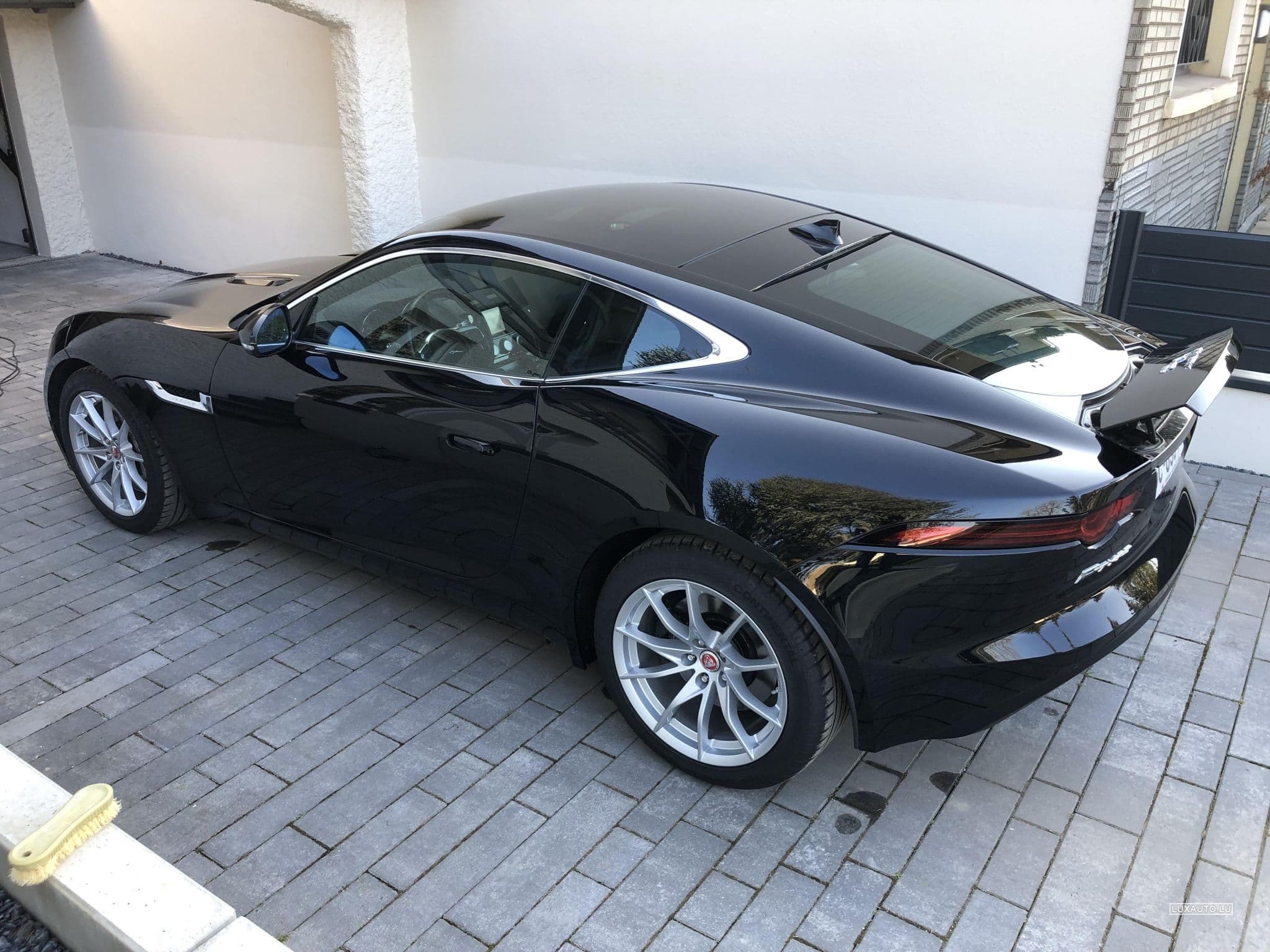 Jaguar F-Type JAGUAR  F-TYPE Coupé 300 CV (2017) - Photo 9