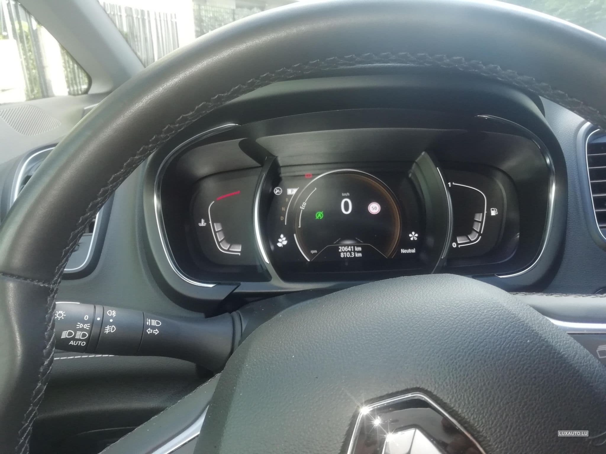 Renault Grand Scenic Intens (2021) - Photo 8