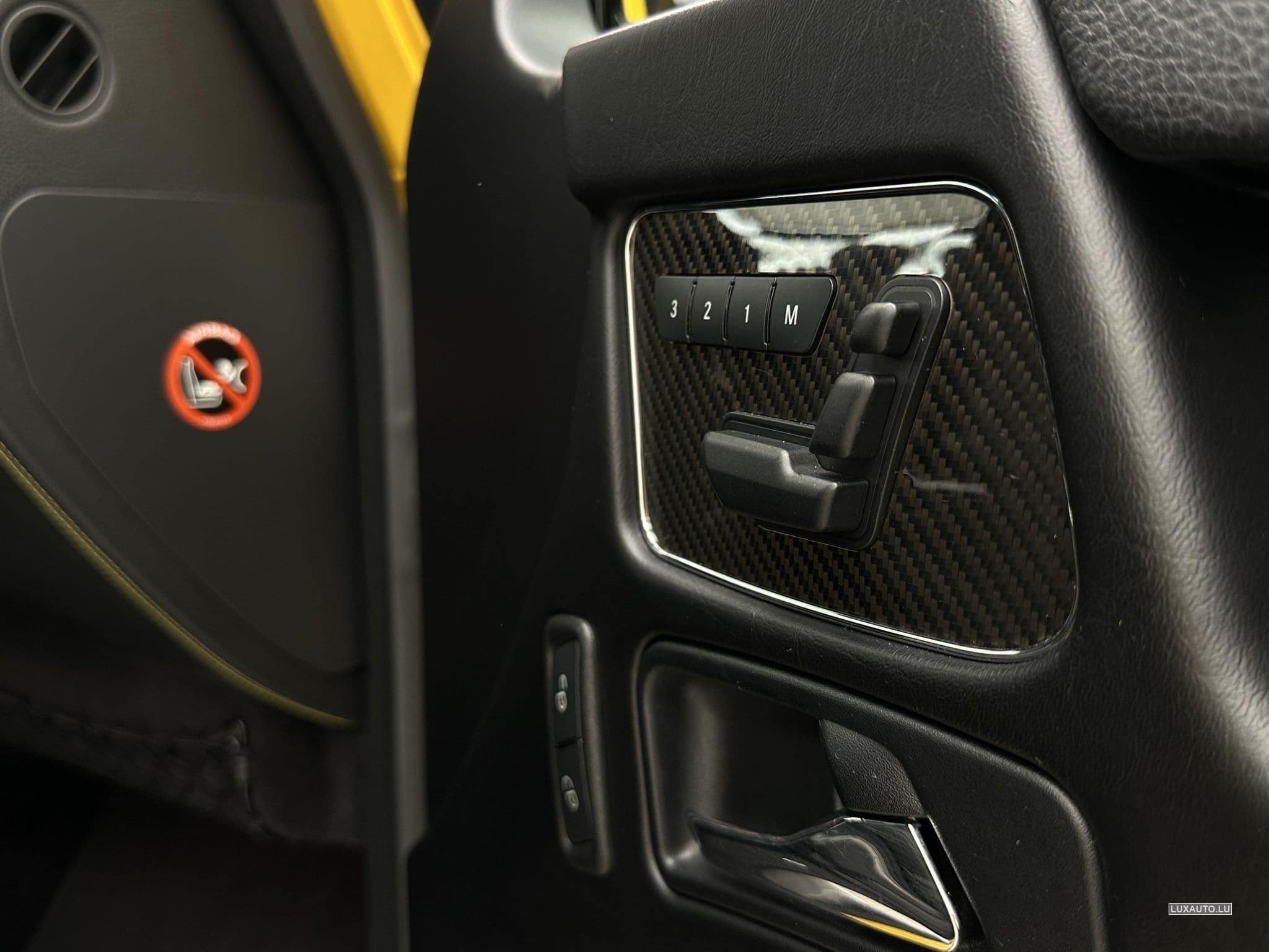 Mercedes G 63 AMG Color Block Solar Beam (2015) - Photo 8