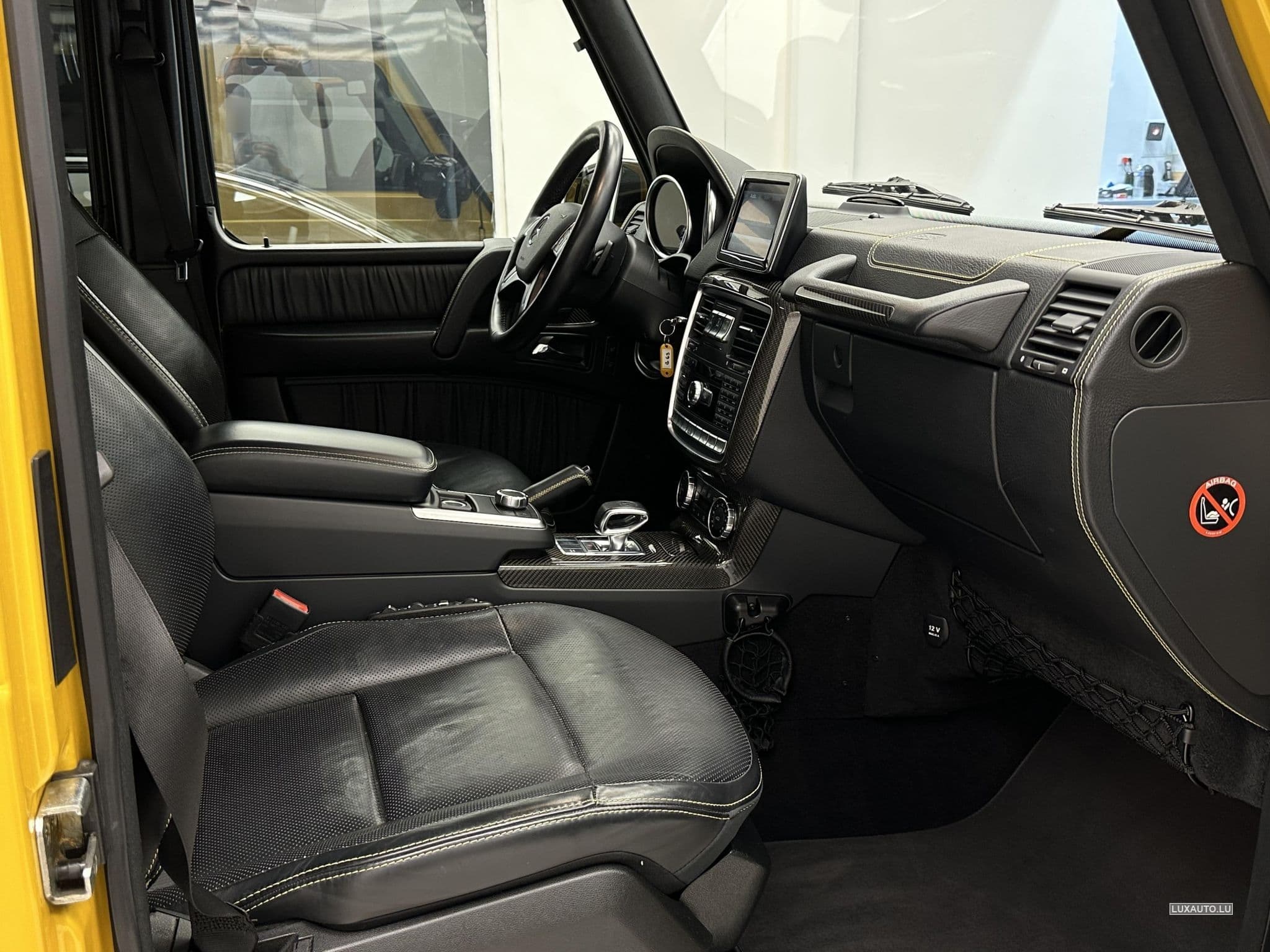 Mercedes G 63 AMG Color Block Solar Beam (2015) - Photo 9