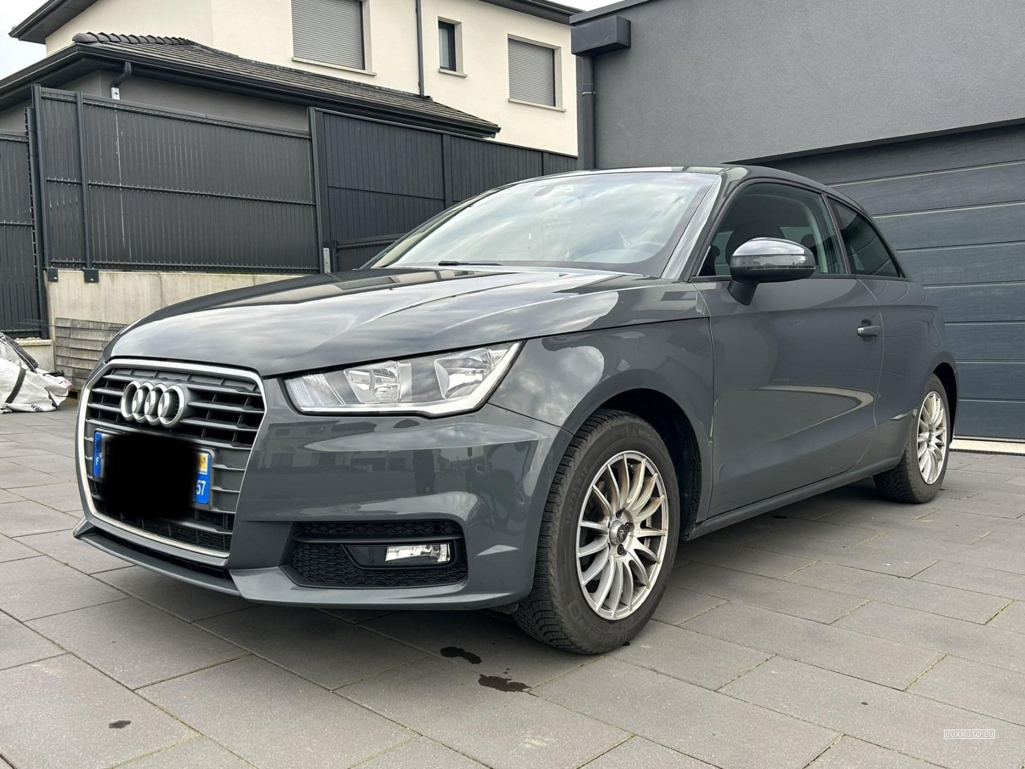 Audi A1 Ultra Ambiente (2016) - Photo 1