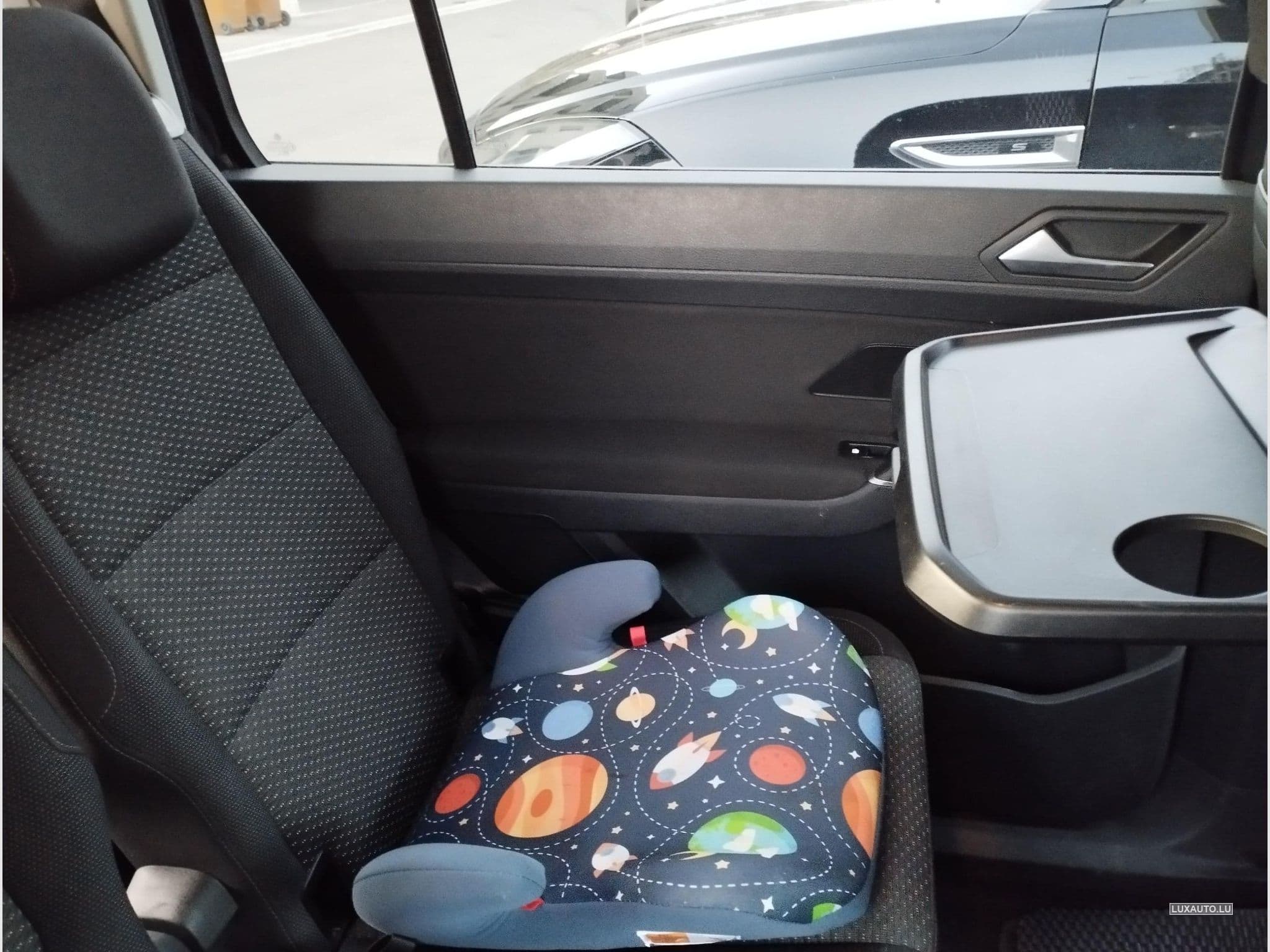 VW Touran (2015) - Photo 4