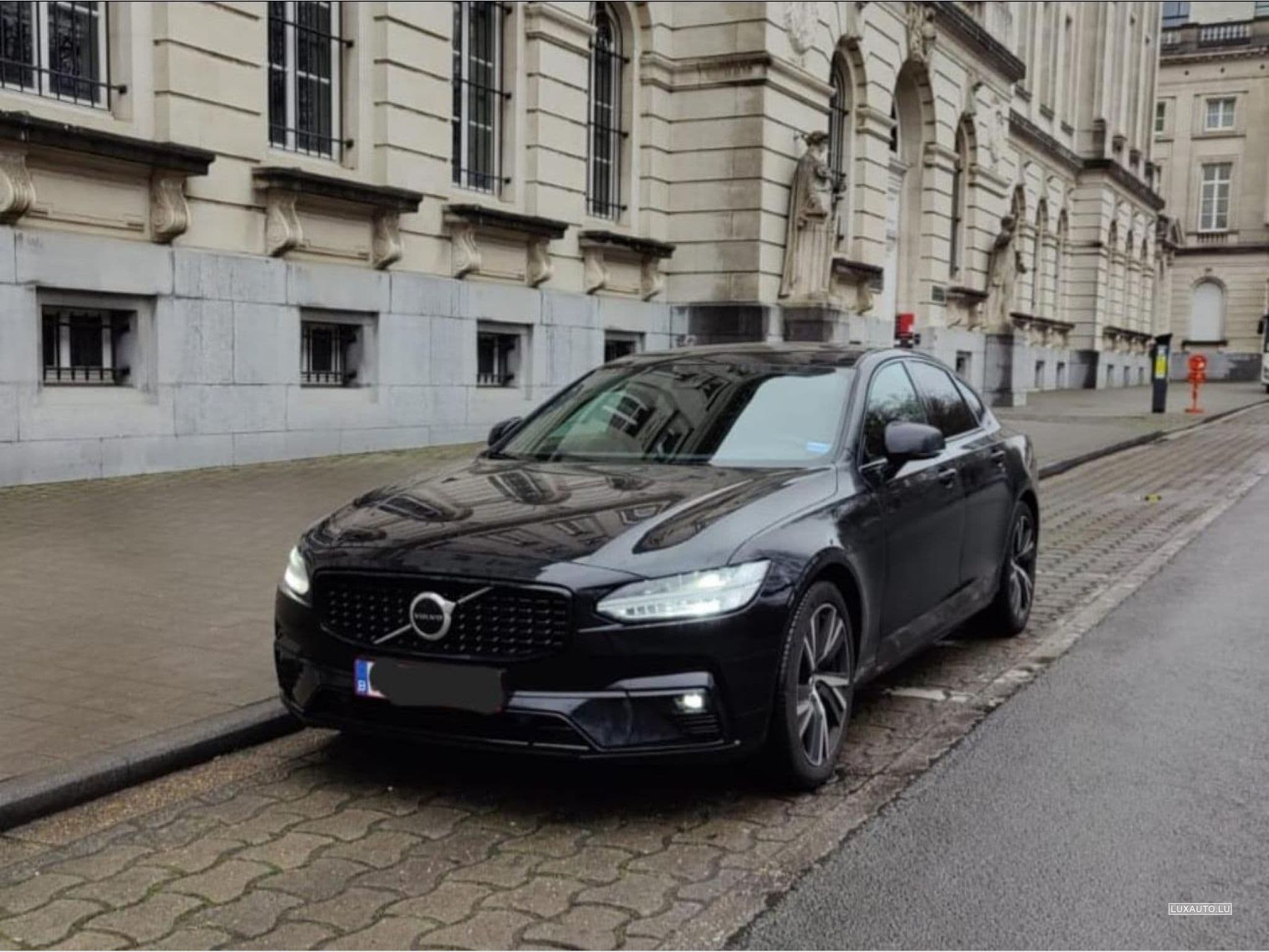 Volvo S90 2022 R-Design, B4 Mild Hybrid, 197 HP,  Automatic (2022) - Photo 1