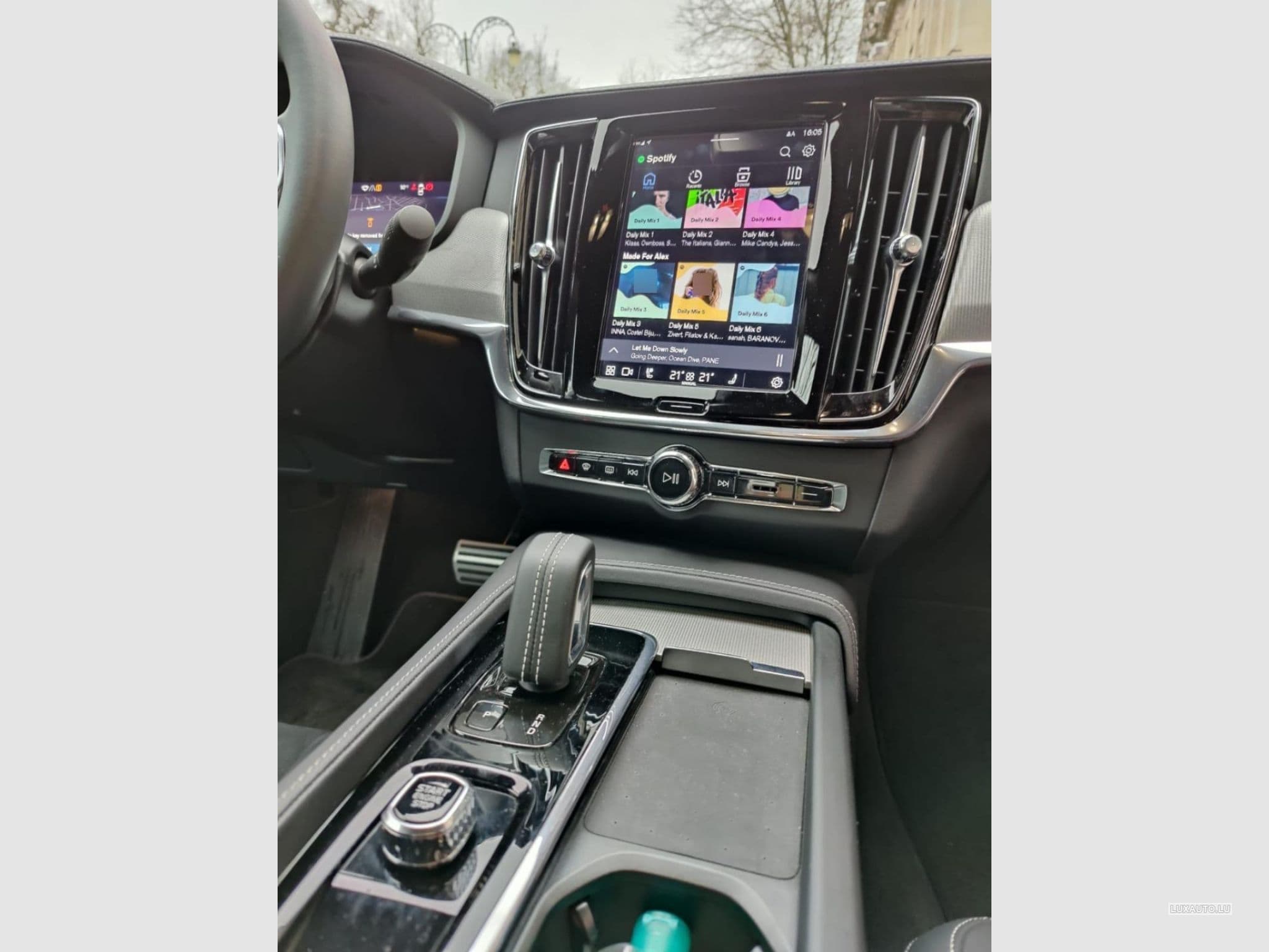 Volvo S90 2022 R-Design, B4 Mild Hybrid, 197 HP,  Automatic (2022) - Photo 7