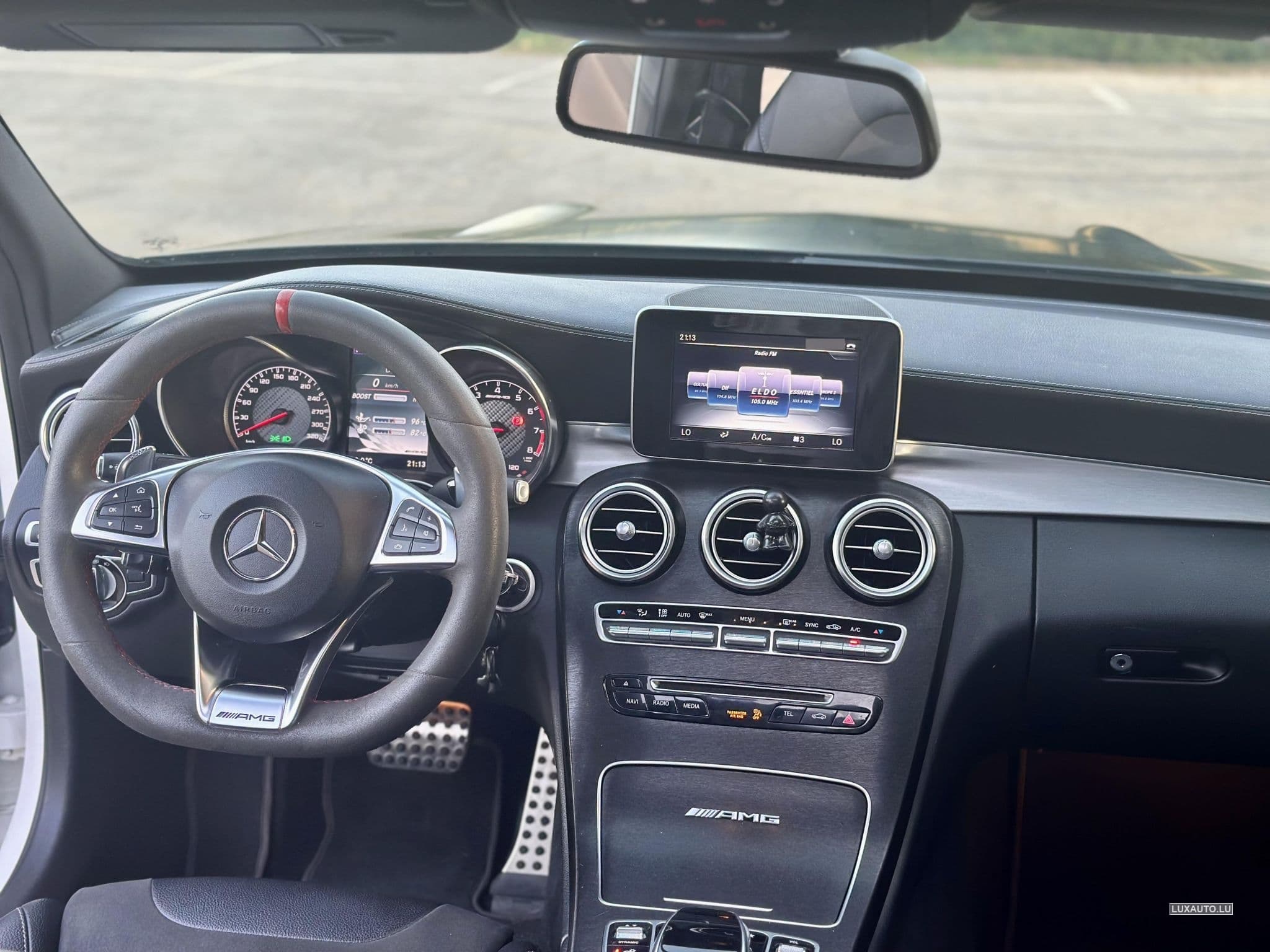 Mercedes C 63 AMG (2016) - Photo 3