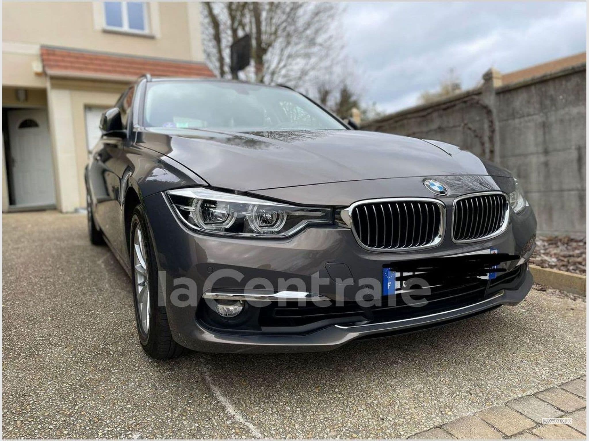BMW 318 318 Touring Business Edition (2019) - Photo 2