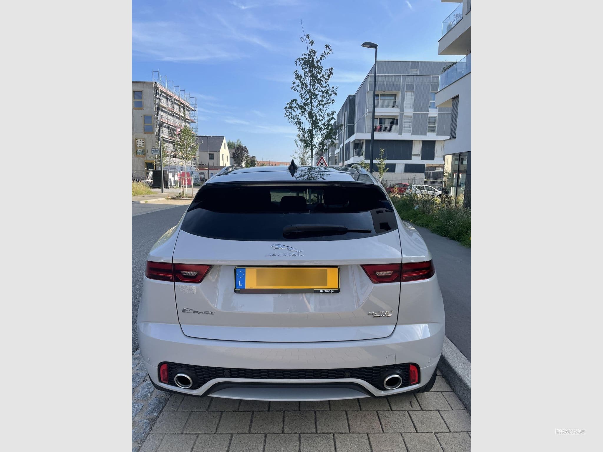 Jaguar E-Pace E-Pace D240 AWD R-Dynamic HSE (2019) - Photo 2