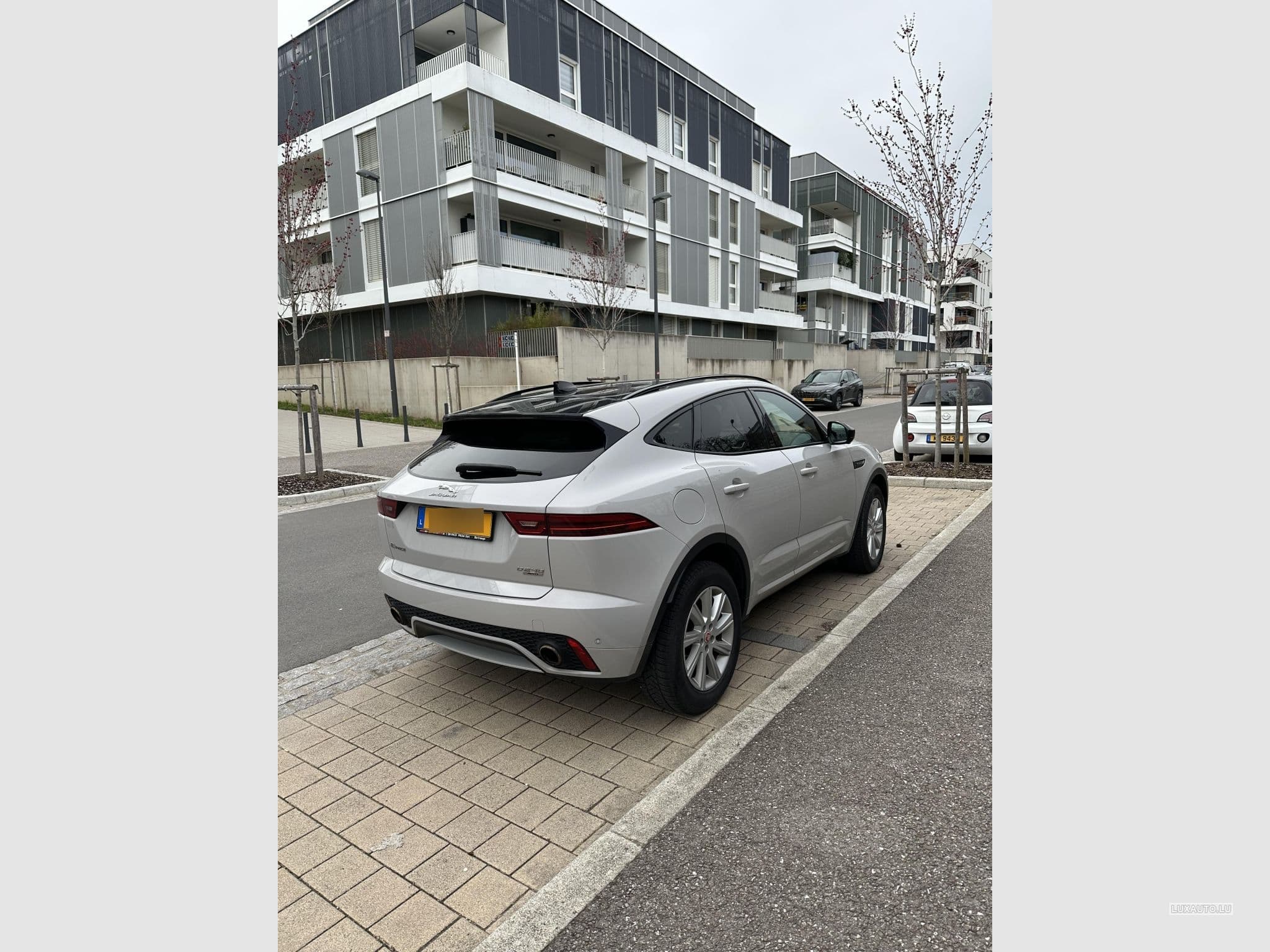 Jaguar E-Pace E-Pace D240 AWD R-Dynamic HSE (2019) - Photo 7
