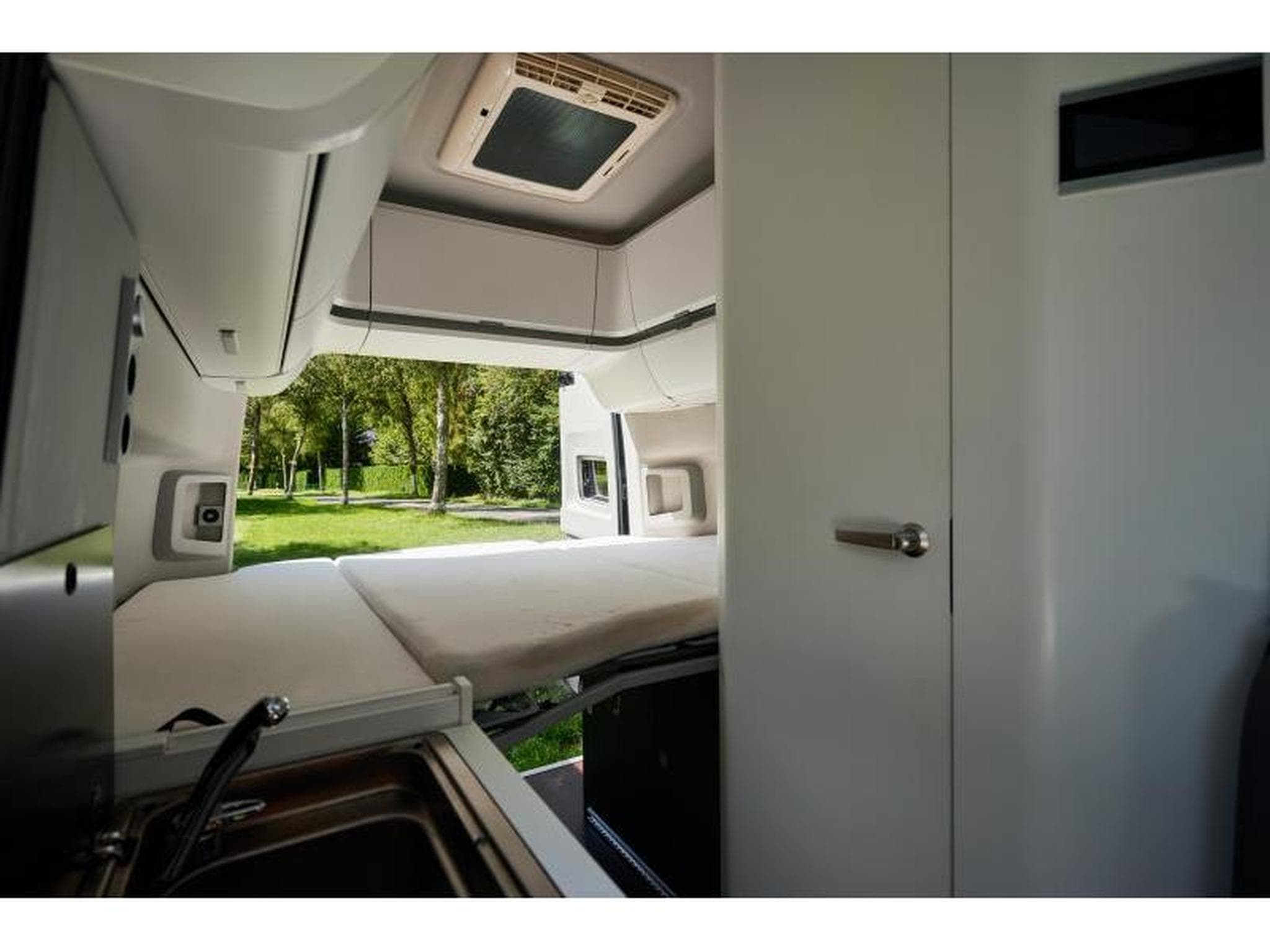 VW Grand California GRAND CALIFORNIA GC600 STANDKL (2023) - Photo 38