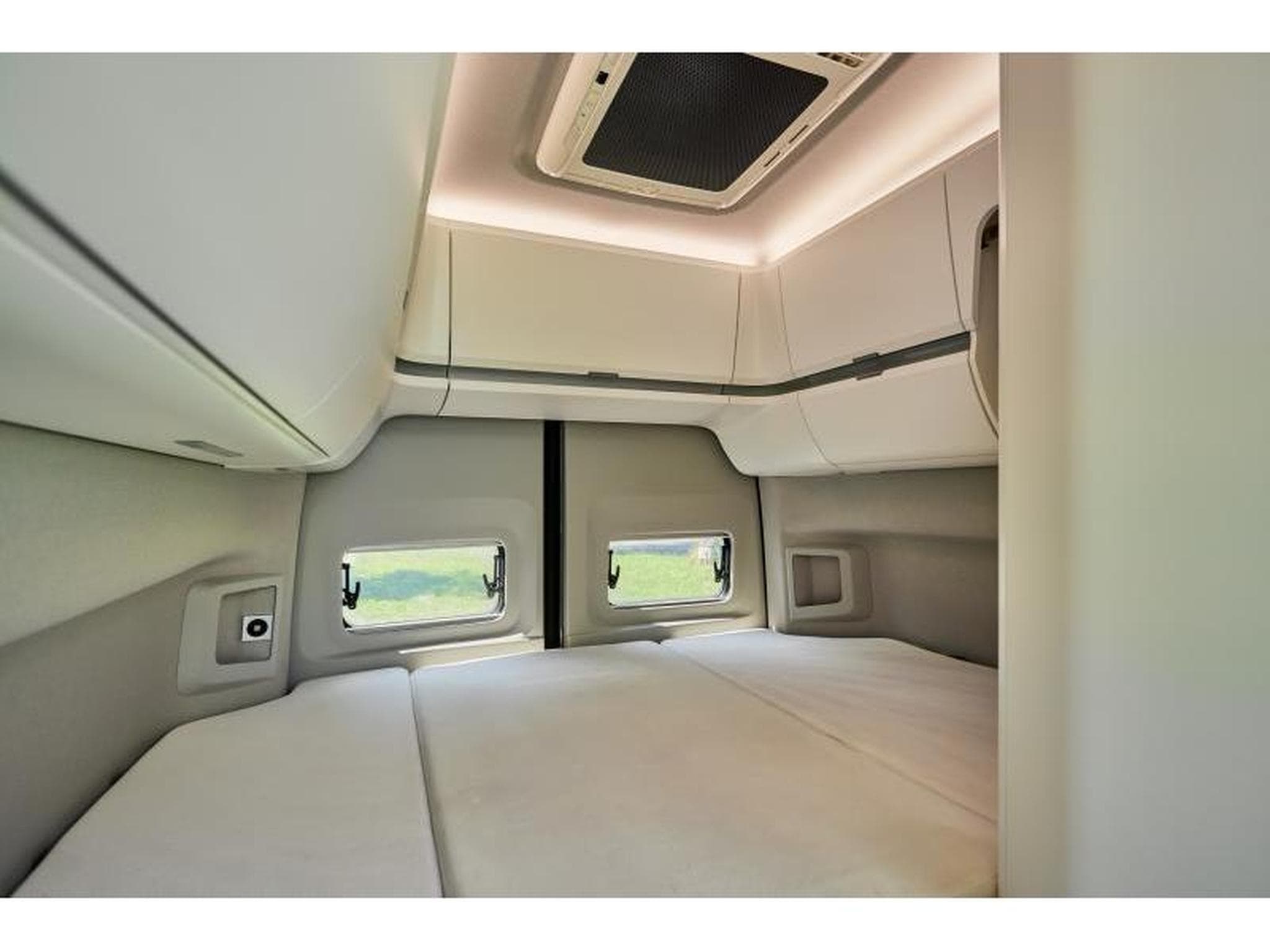 VW Grand California GRAND CALIFORNIA GC600 STANDKL (2023) - Photo 43