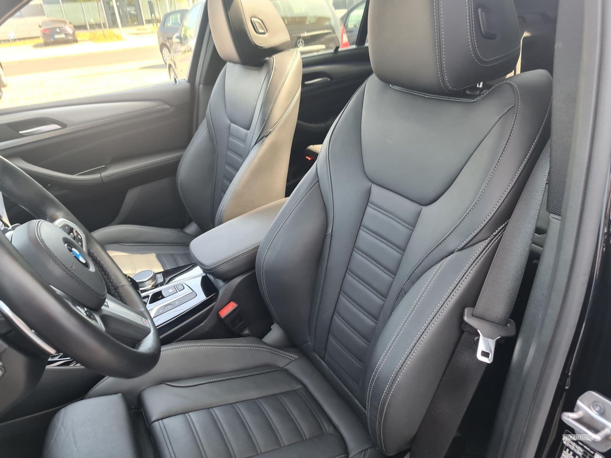 BMW X3 30d xDrive M-Sport Navigation Digital Cockpit Pano Parkassis (2022) - Photo 10