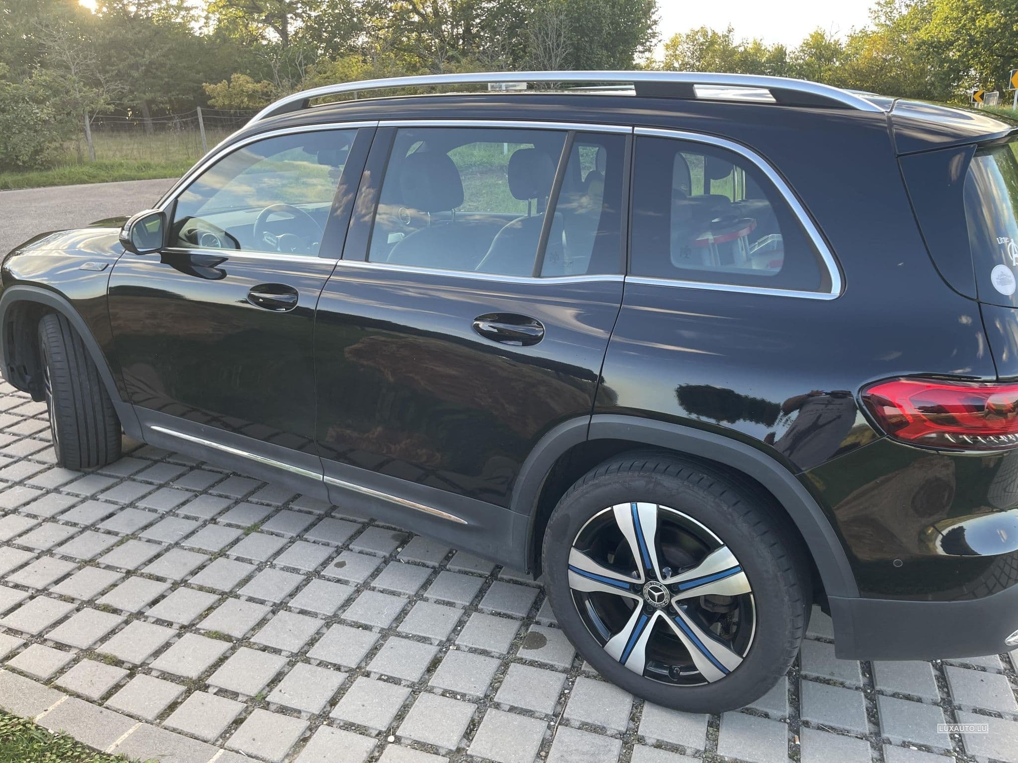 Mercedes EQB 300 4Matic (2021) - Photo 5