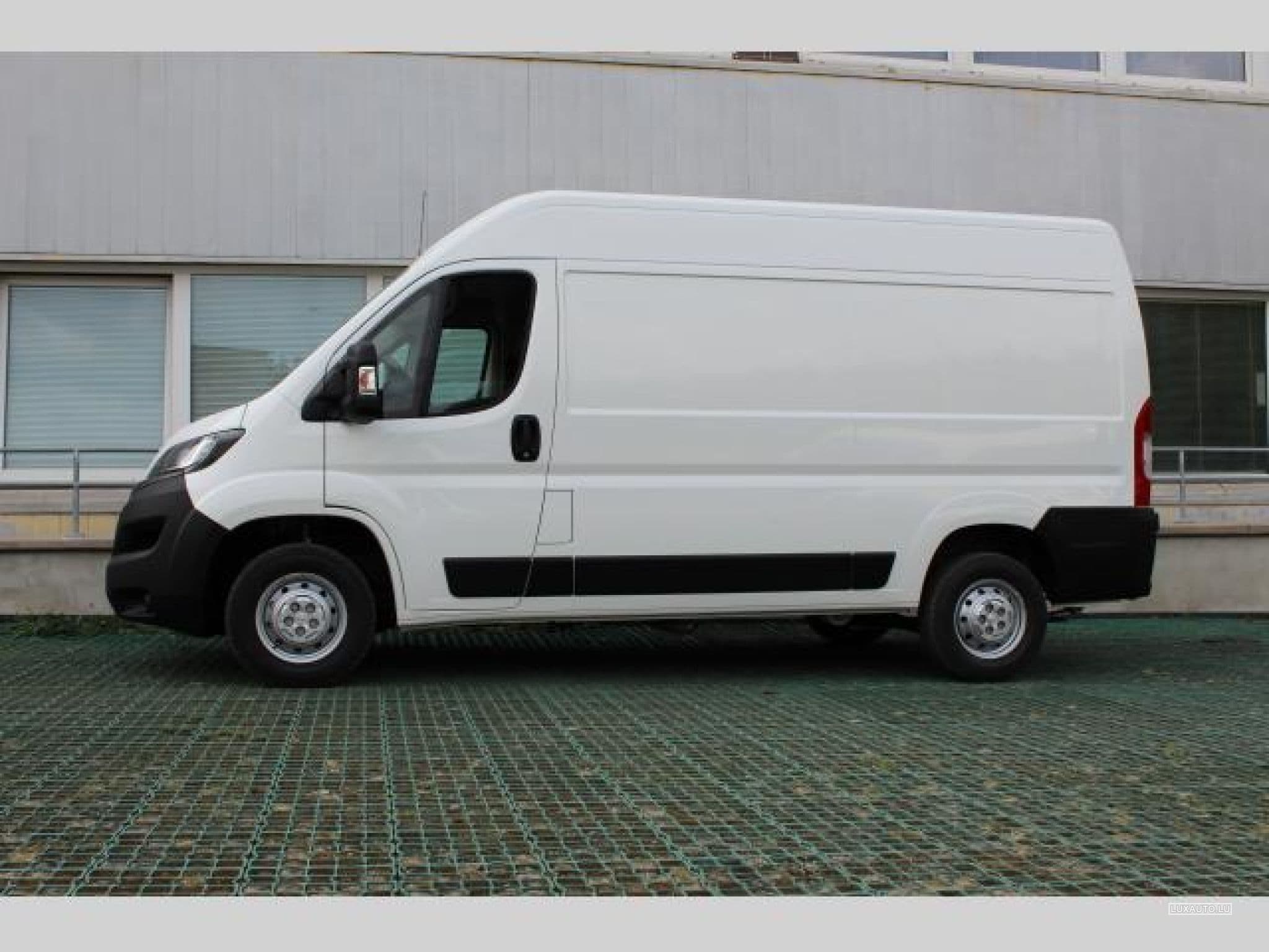 Peugeot Boxer (2010) - Photo 2