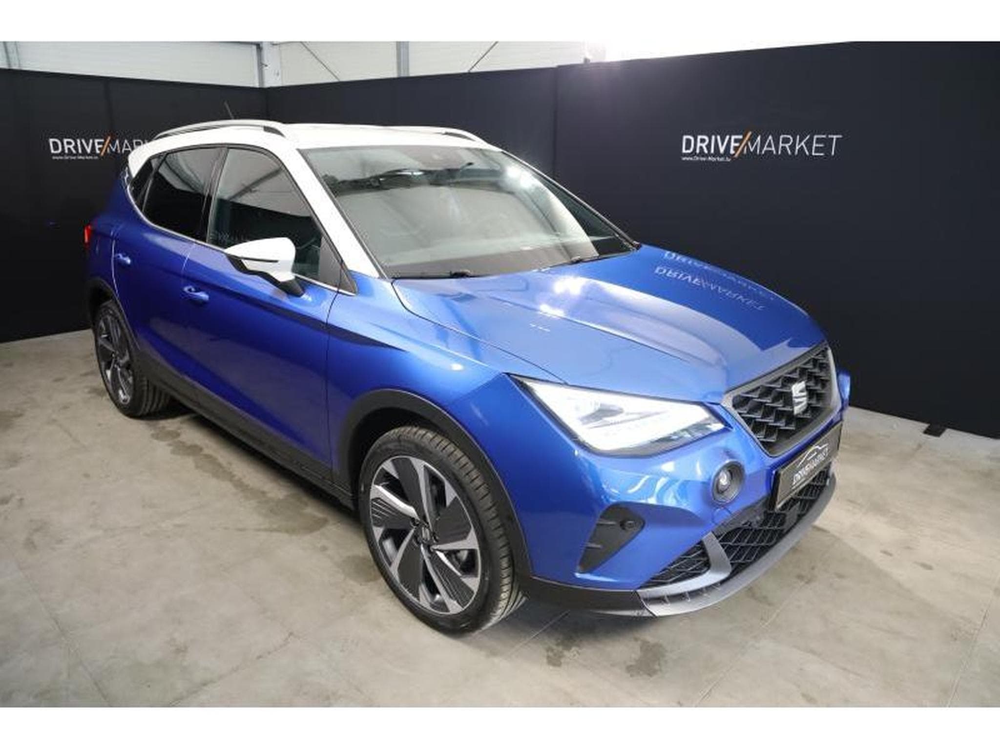 Seat Arona FR (2023) - Photo 1