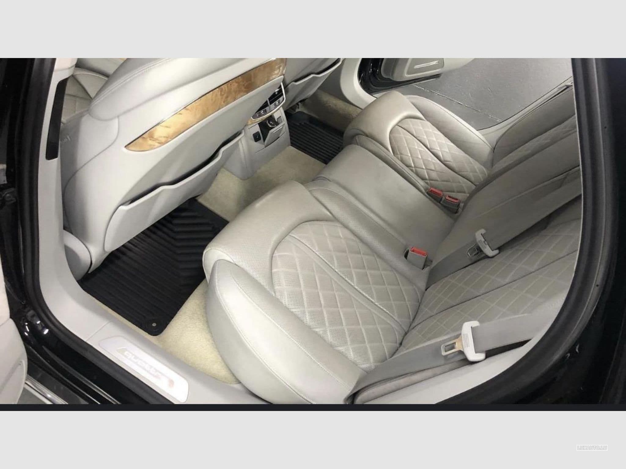 Audi A8 4,2 tdi Quattro 385PS (2015) - Photo 2