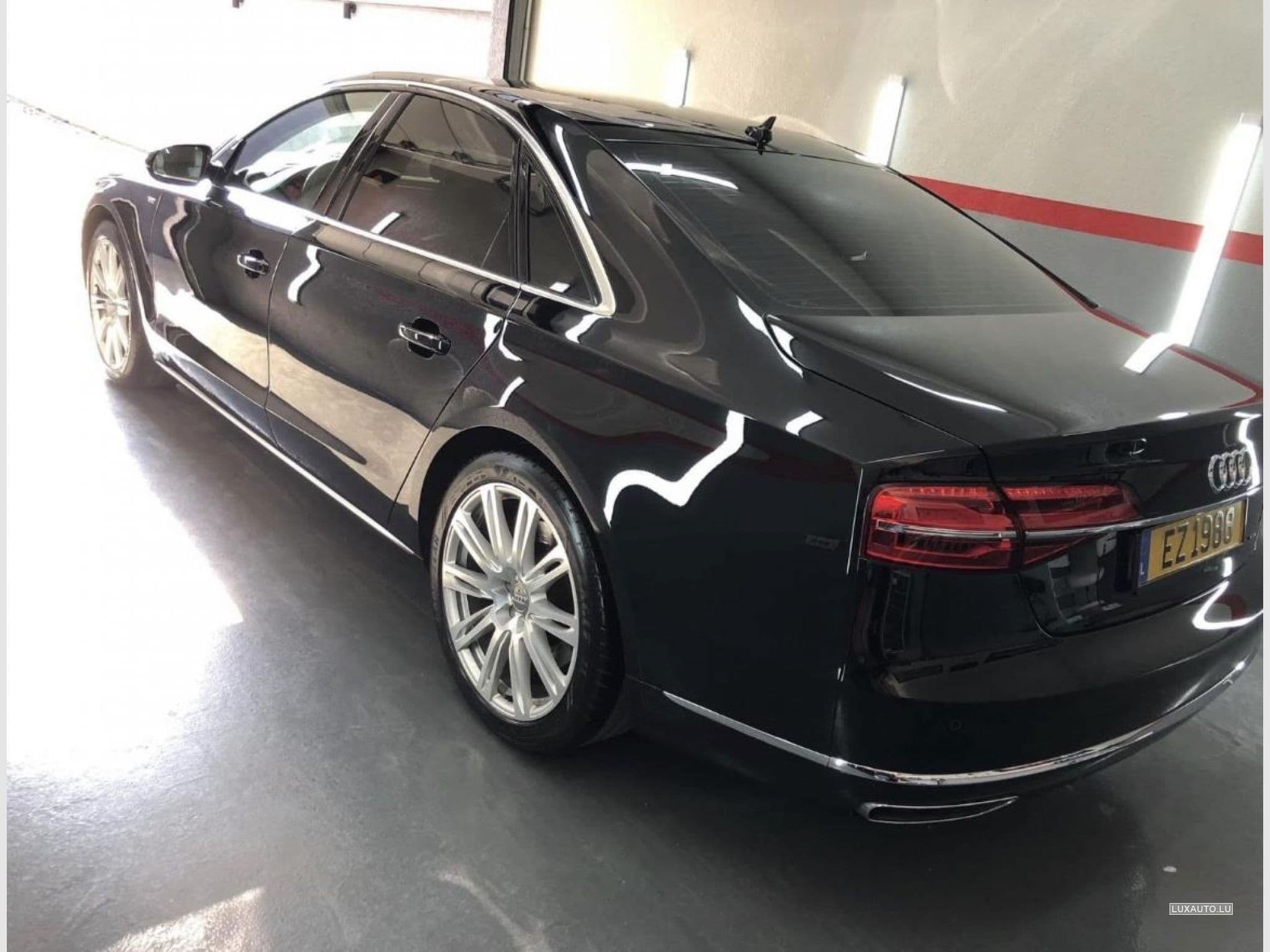 Audi A8 4,2 tdi Quattro 385PS (2015) - Photo 3