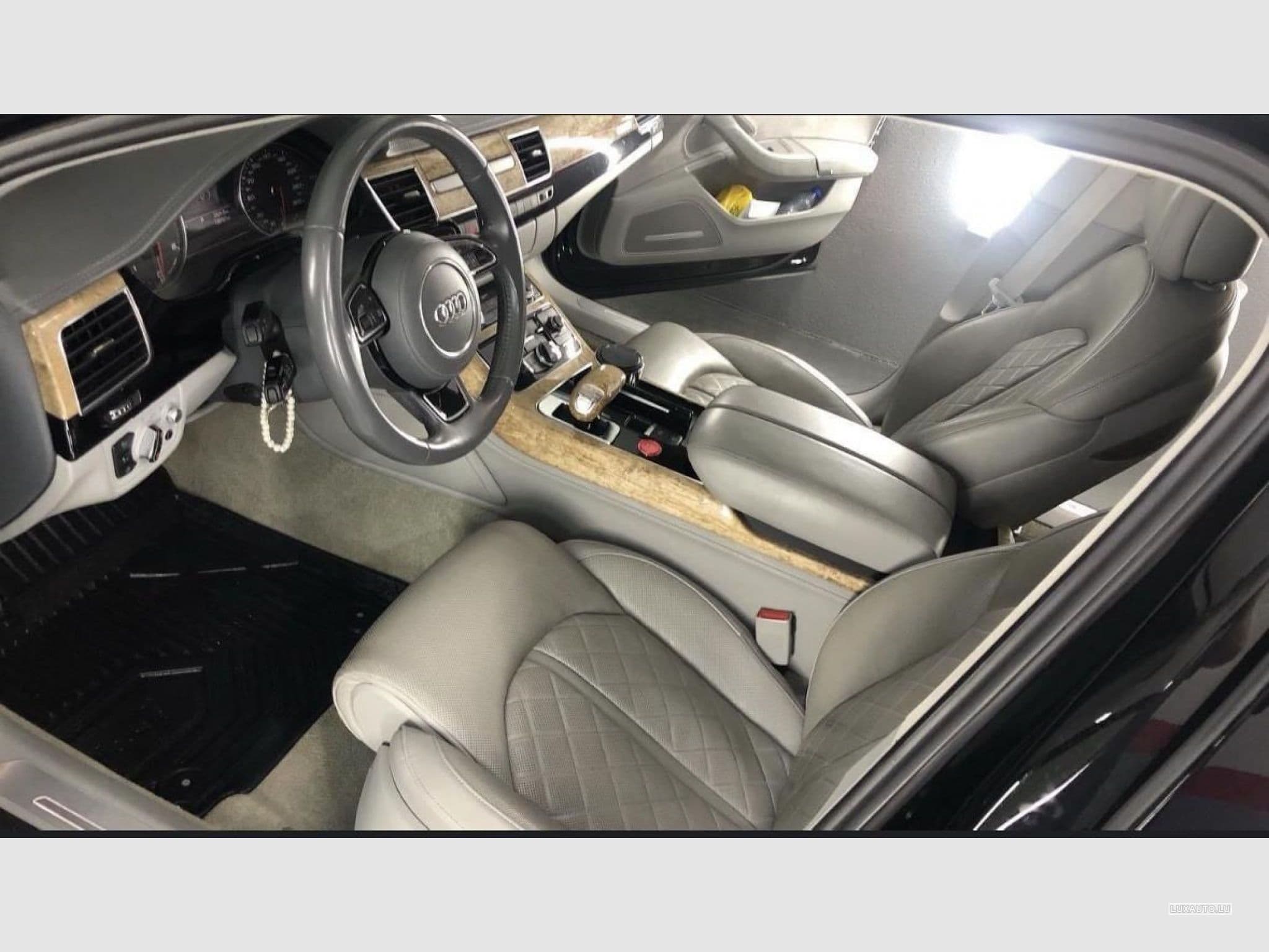 Audi A8 4,2 tdi Quattro 385PS (2015) - Photo 4
