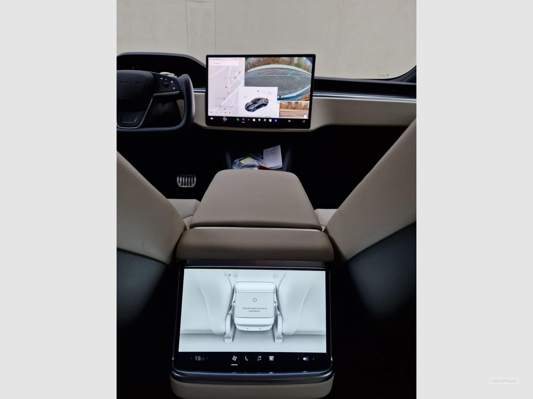 Tesla Model S Plaid (2023) - Photo 7