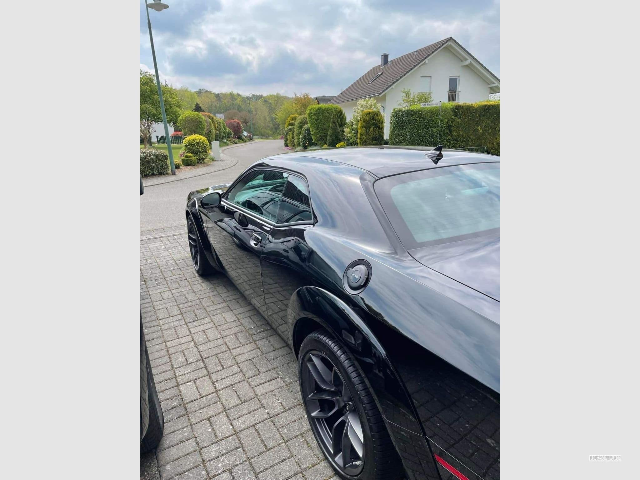 Dodge Challenger Scat pack wide body (2021) - Photo 3
