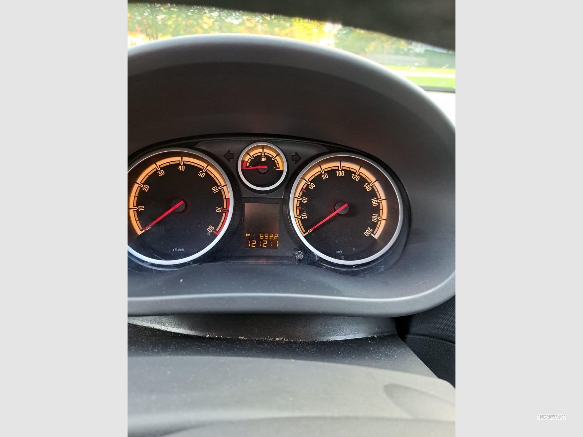 Opel Corsa D (2014) - Photo 5