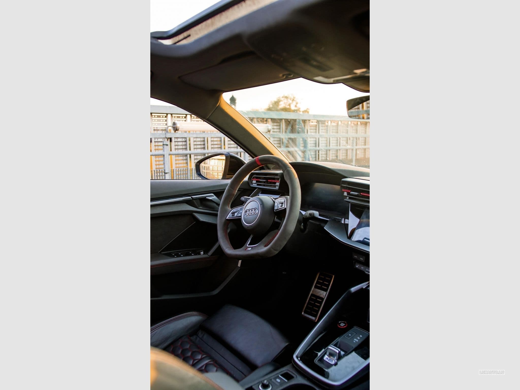 Audi RS3 (2022) - Photo 11