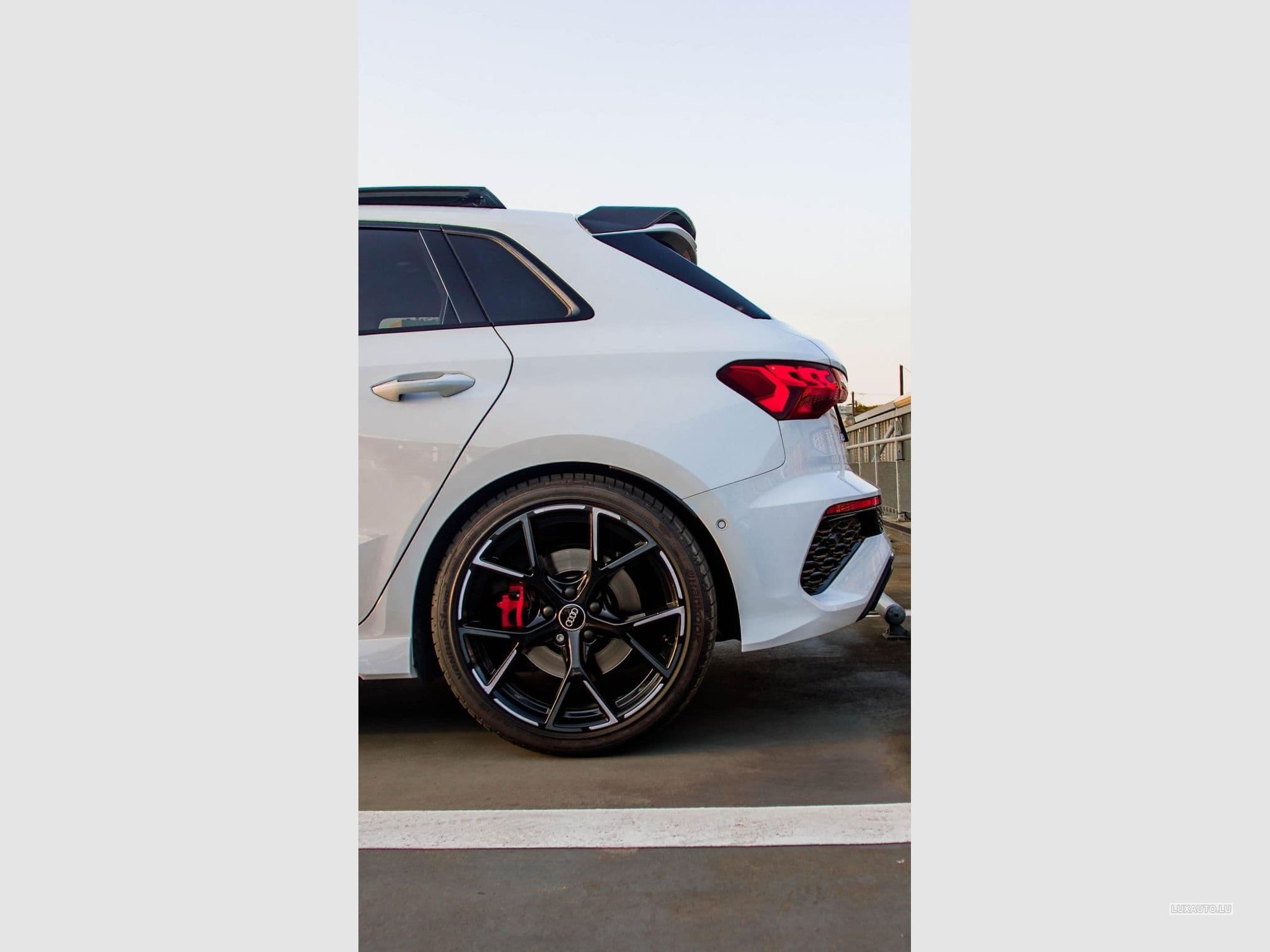 Audi RS3 (2022) - Photo 8