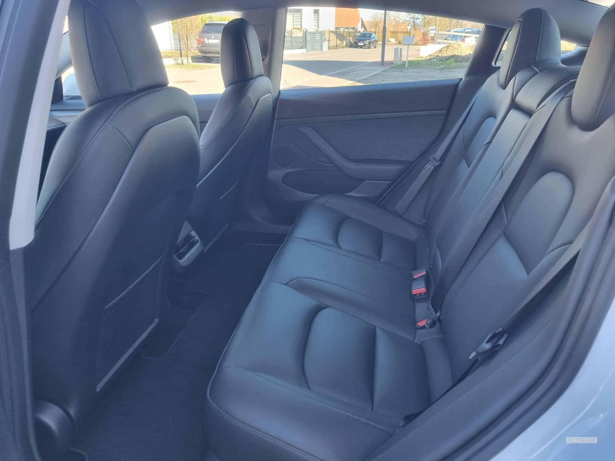 Tesla Model 3 Model 3 Sr+ version 2022 (2022) - Photo 4