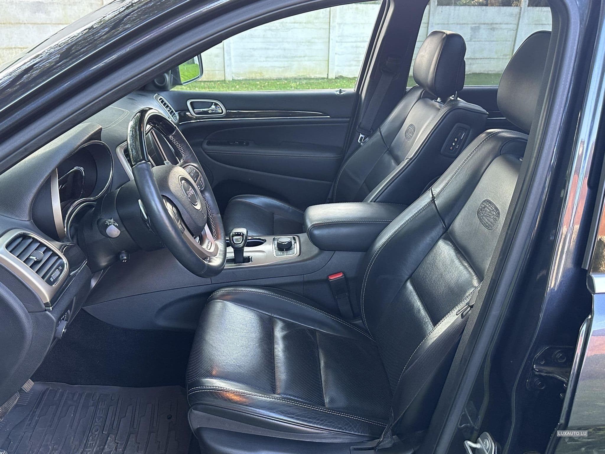 Jeep Cherokee Overland V6 3.0 D (2015) - Photo 8