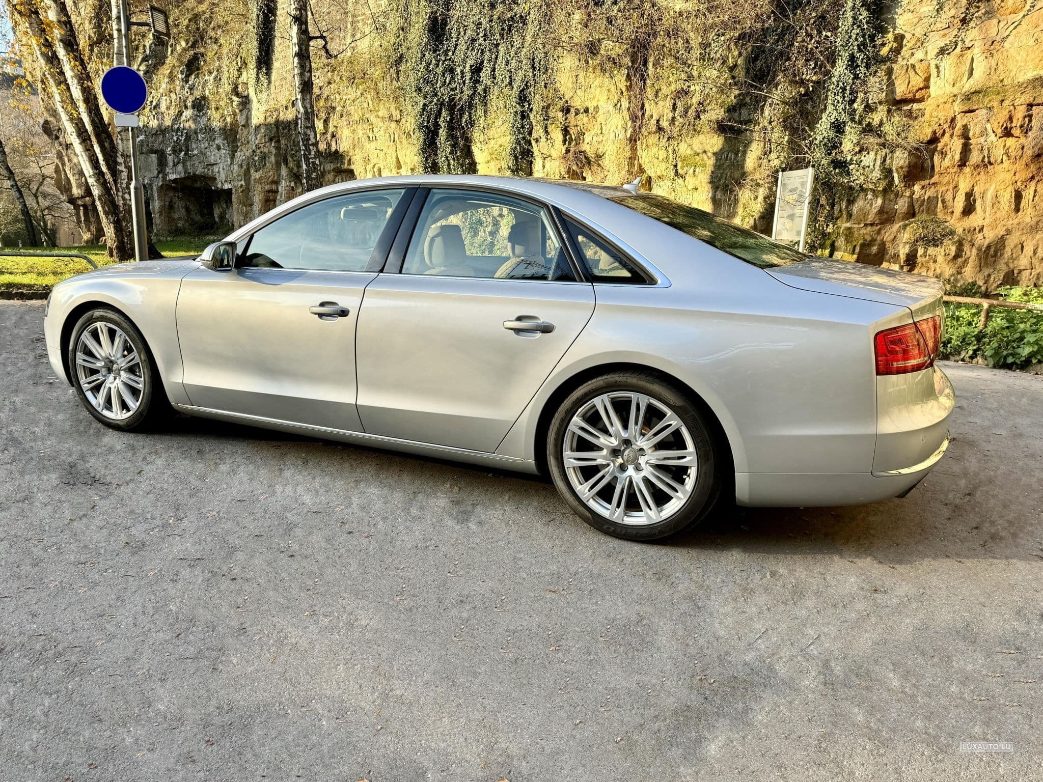 Audi A8 4.2 FSI Quattro Tiptronic (2010) - Photo 7