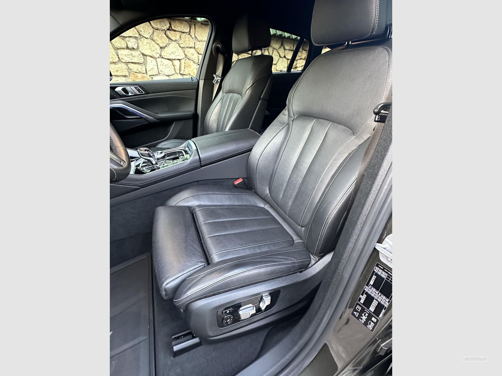BMW X6 BMW X6 M50i (2020) - Photo 4