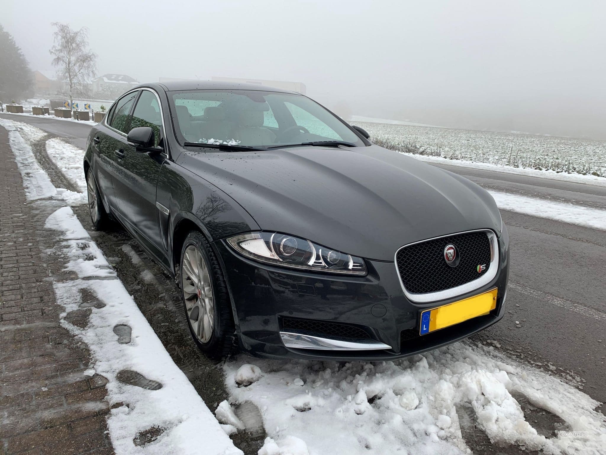 Jaguar XF XF 3.0 V6D 275PS (2014) - Photo 2