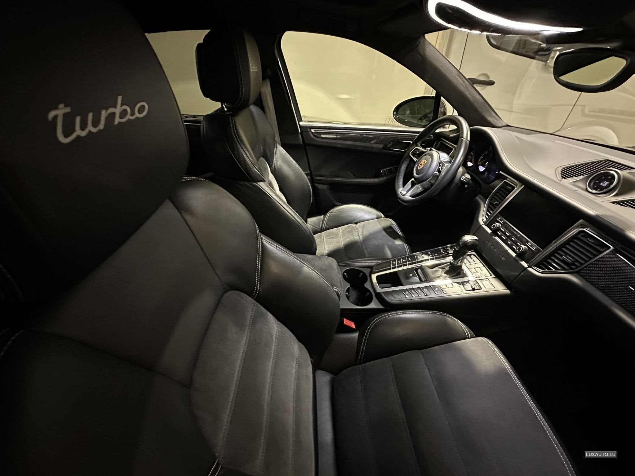 Porsche Macan Turbo (2017) - Photo 6