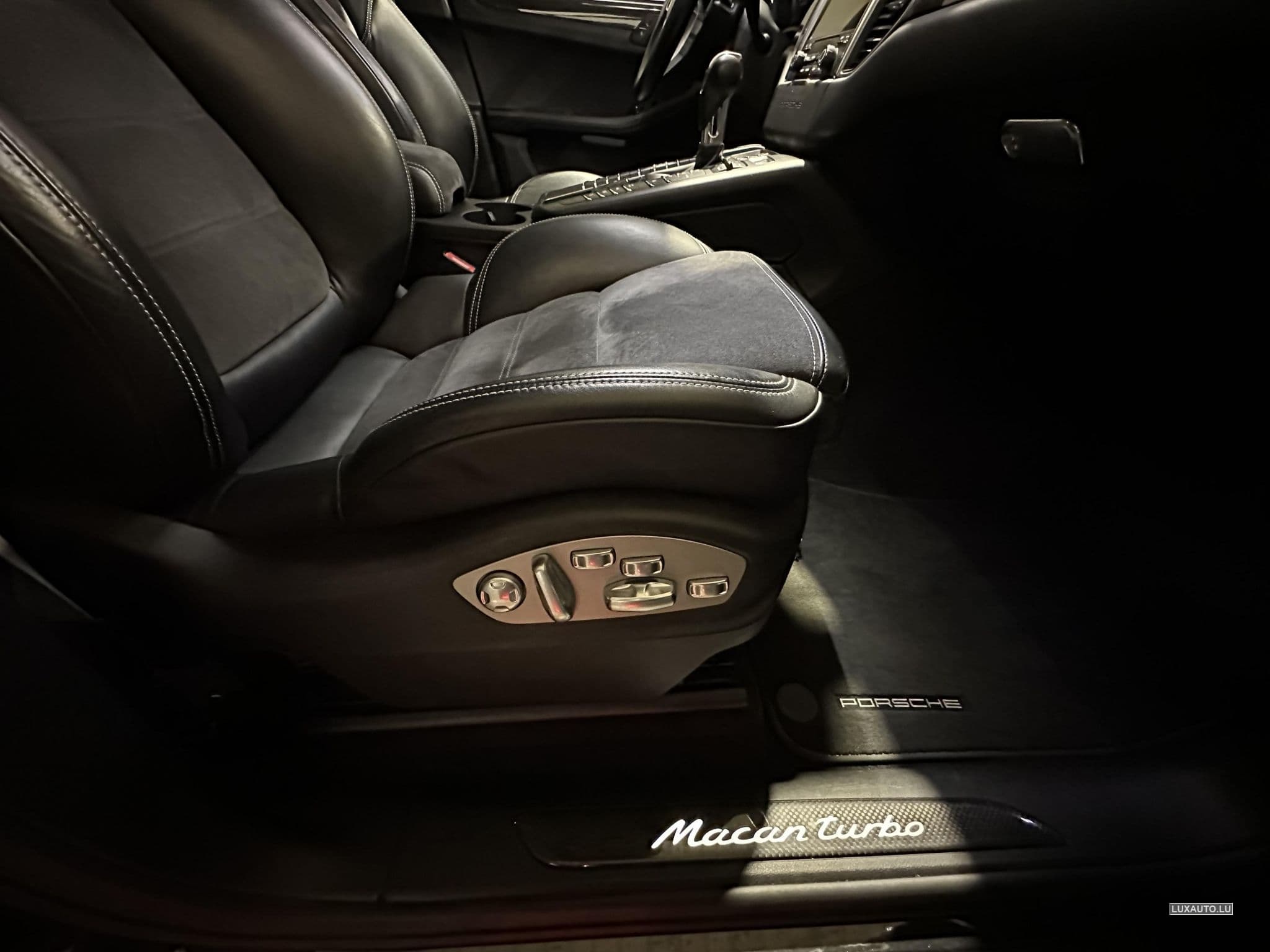 Porsche Macan Turbo (2017) - Photo 7
