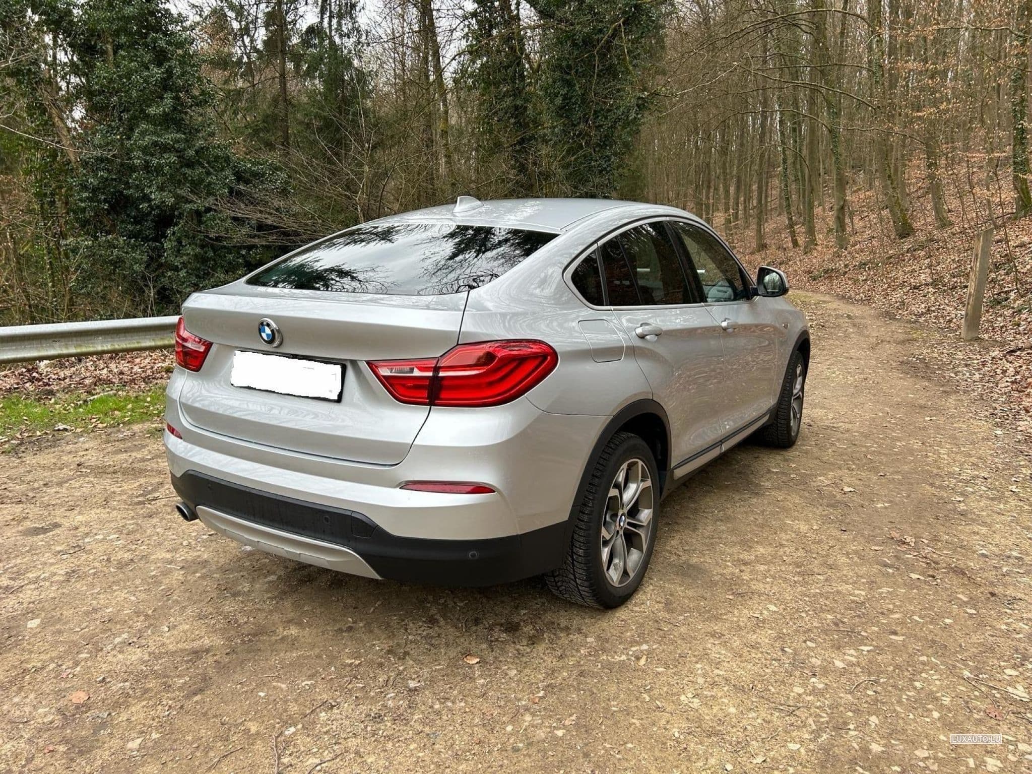 BMW X4 X-line (2017) - Photo 10