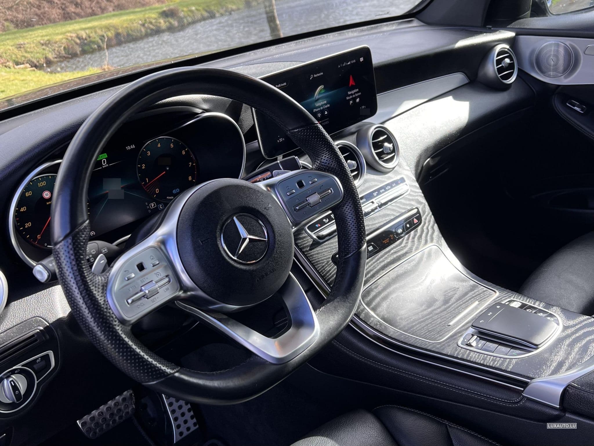 Mercedes GLC 200 AMG Line (2020) - Photo 10