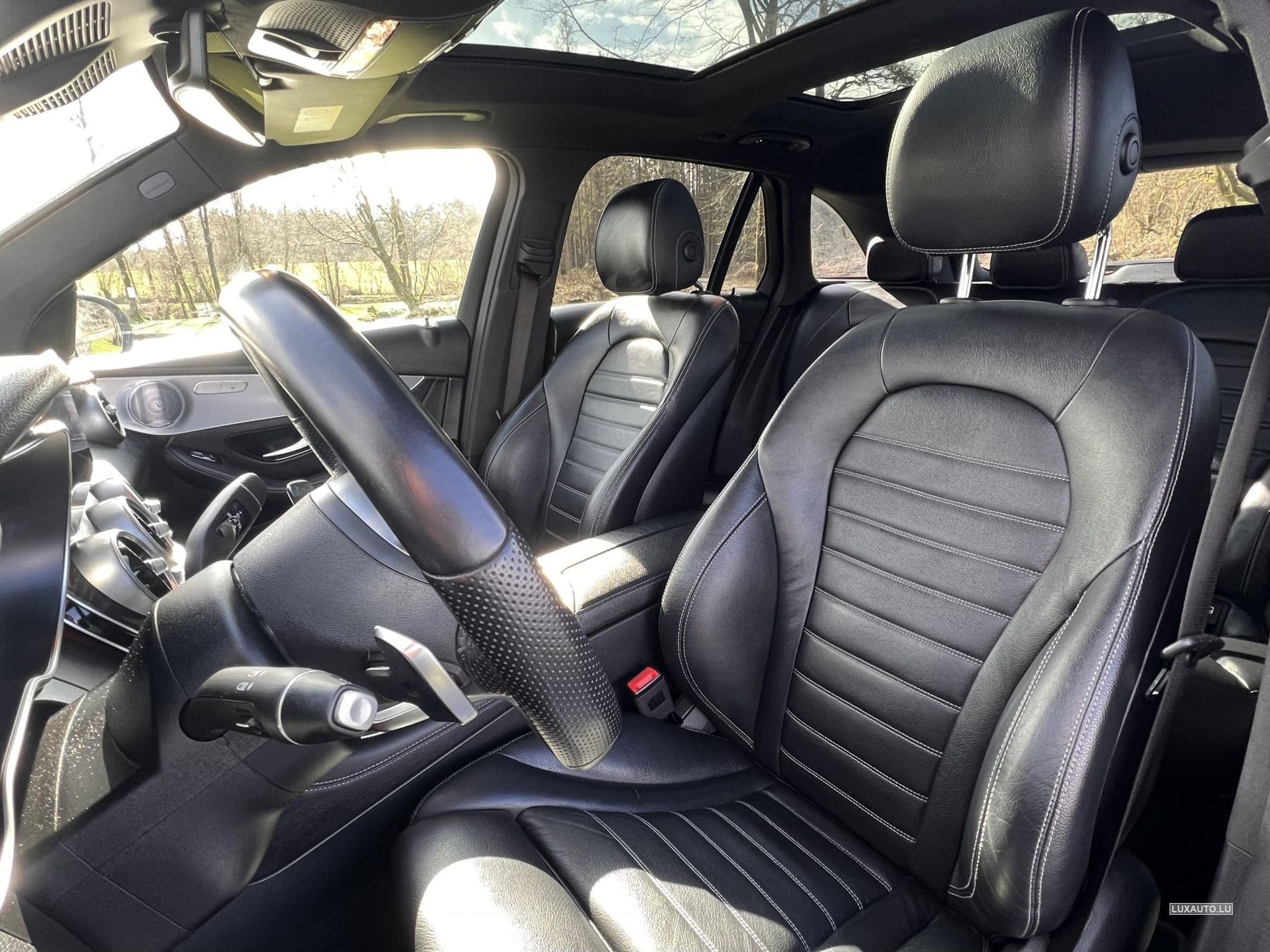 Mercedes GLC 200 AMG Line (2020) - Photo 3