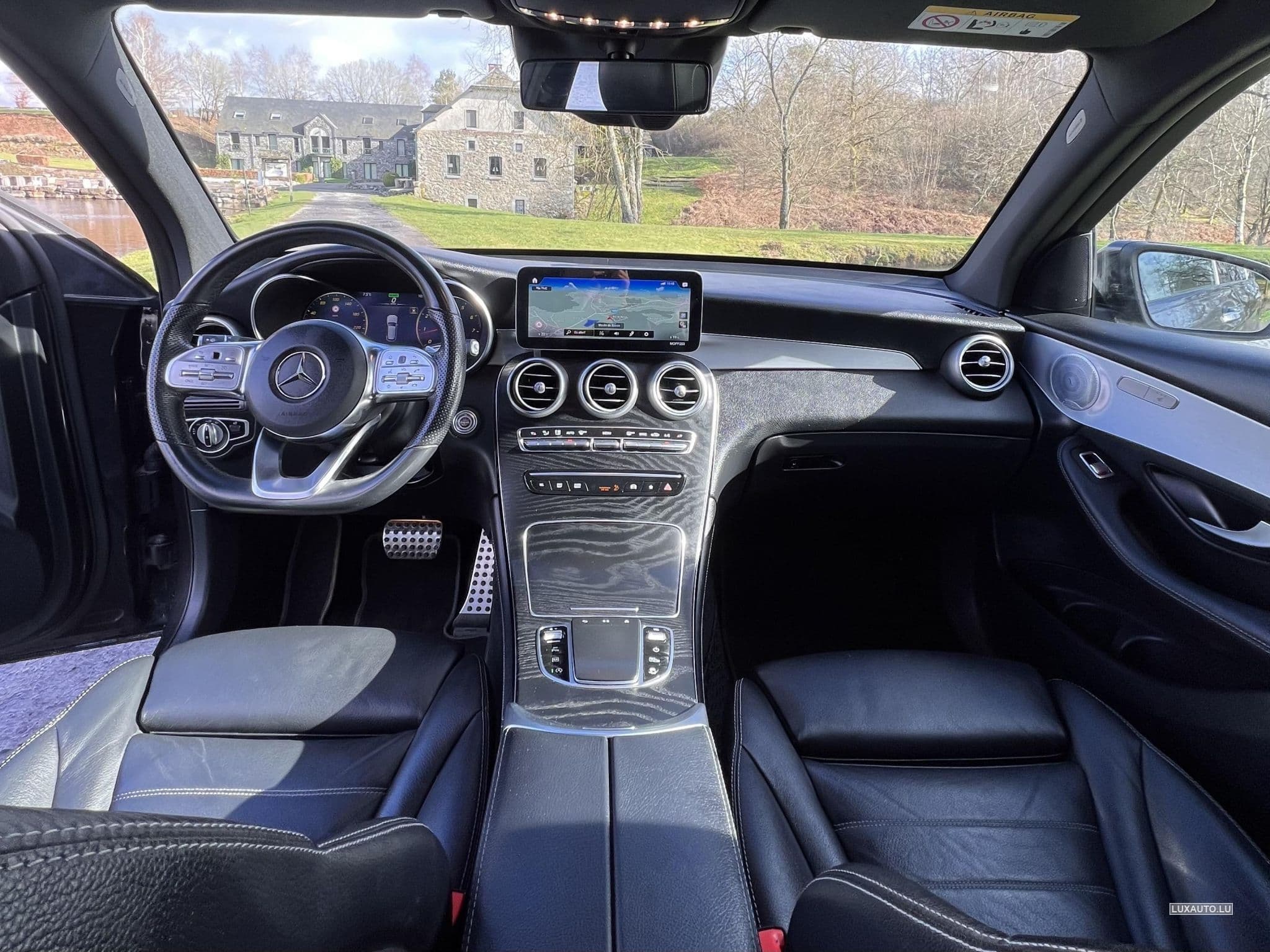 Mercedes GLC 200 AMG Line (2020) - Photo 6