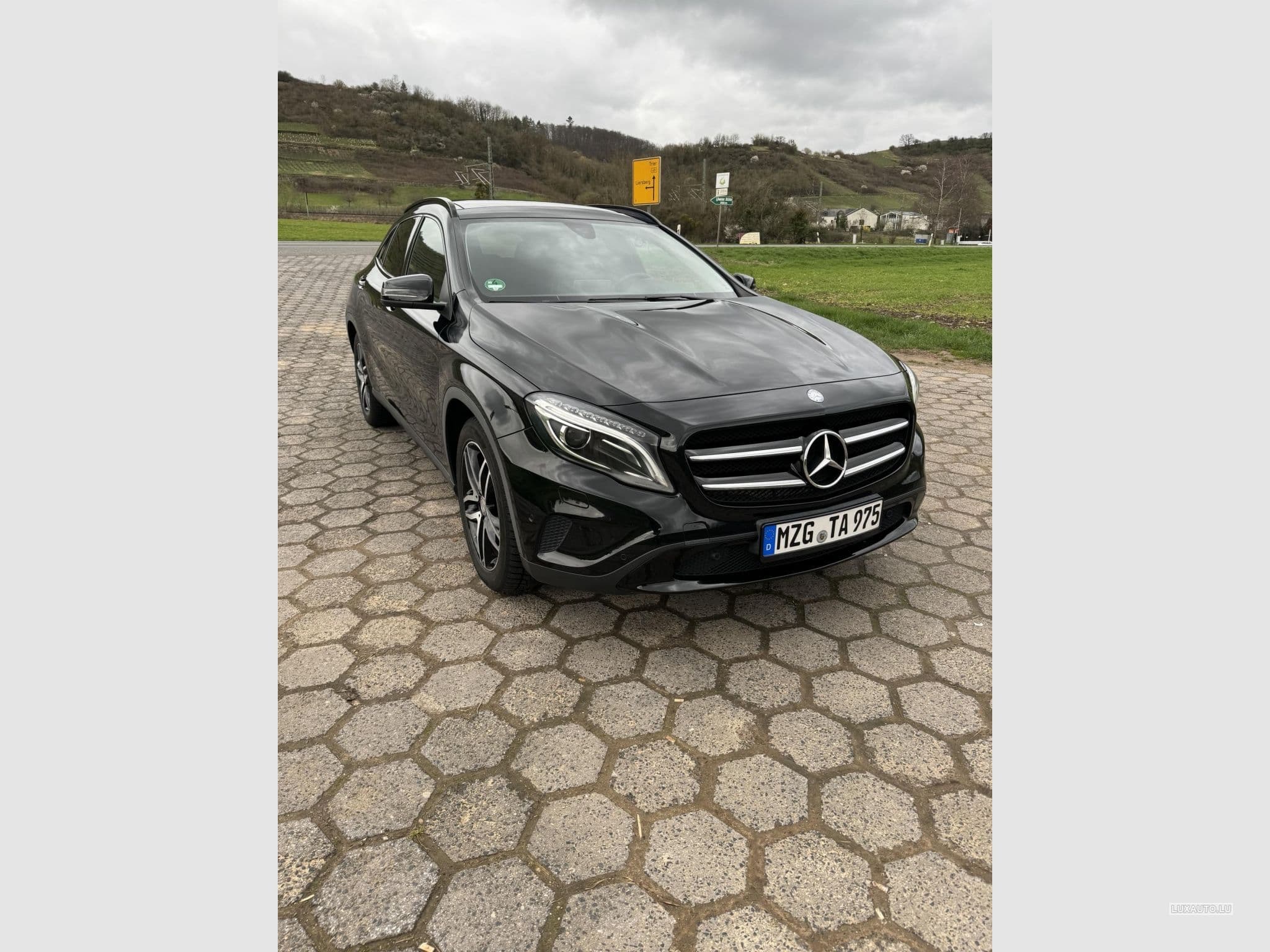 Mercedes GLA 200 GLA - 200 (2016) - Photo 2