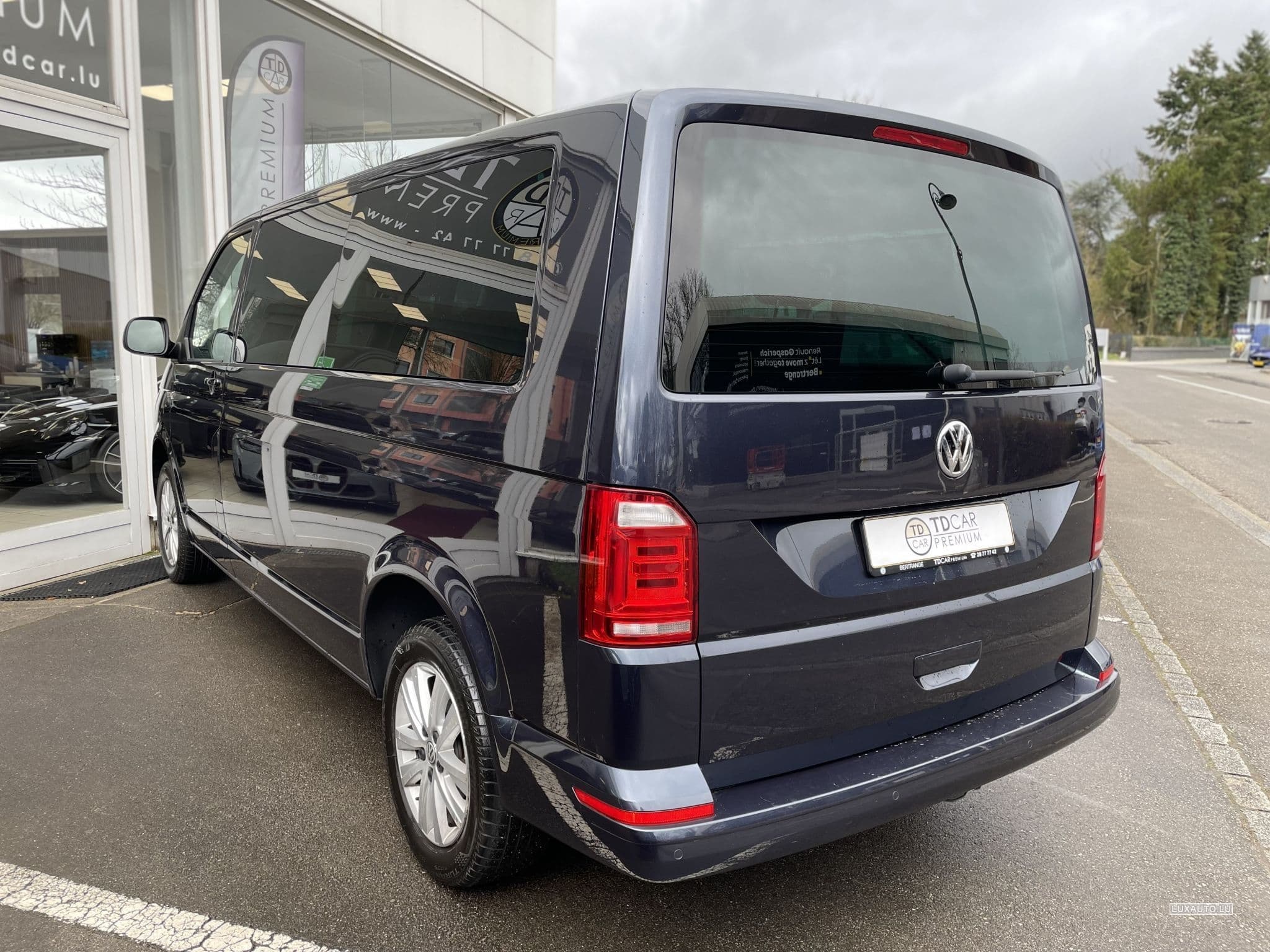 VW Caravelle 2.0 Tdi 204 Comfortline DSG 8 Places (2018) - Photo 12
