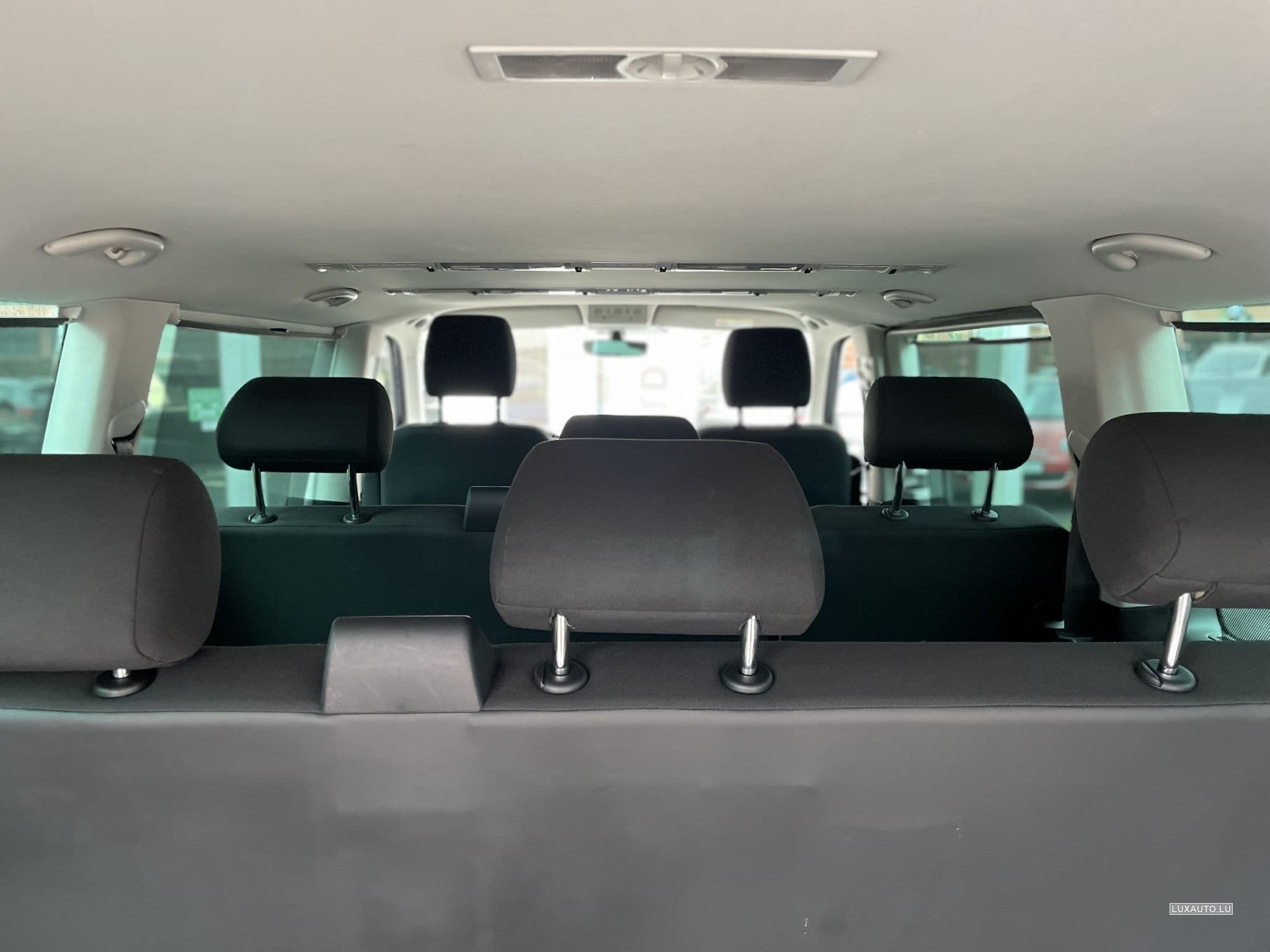 VW Caravelle 2.0 Tdi 204 Comfortline DSG 8 Places (2018) - Photo 7