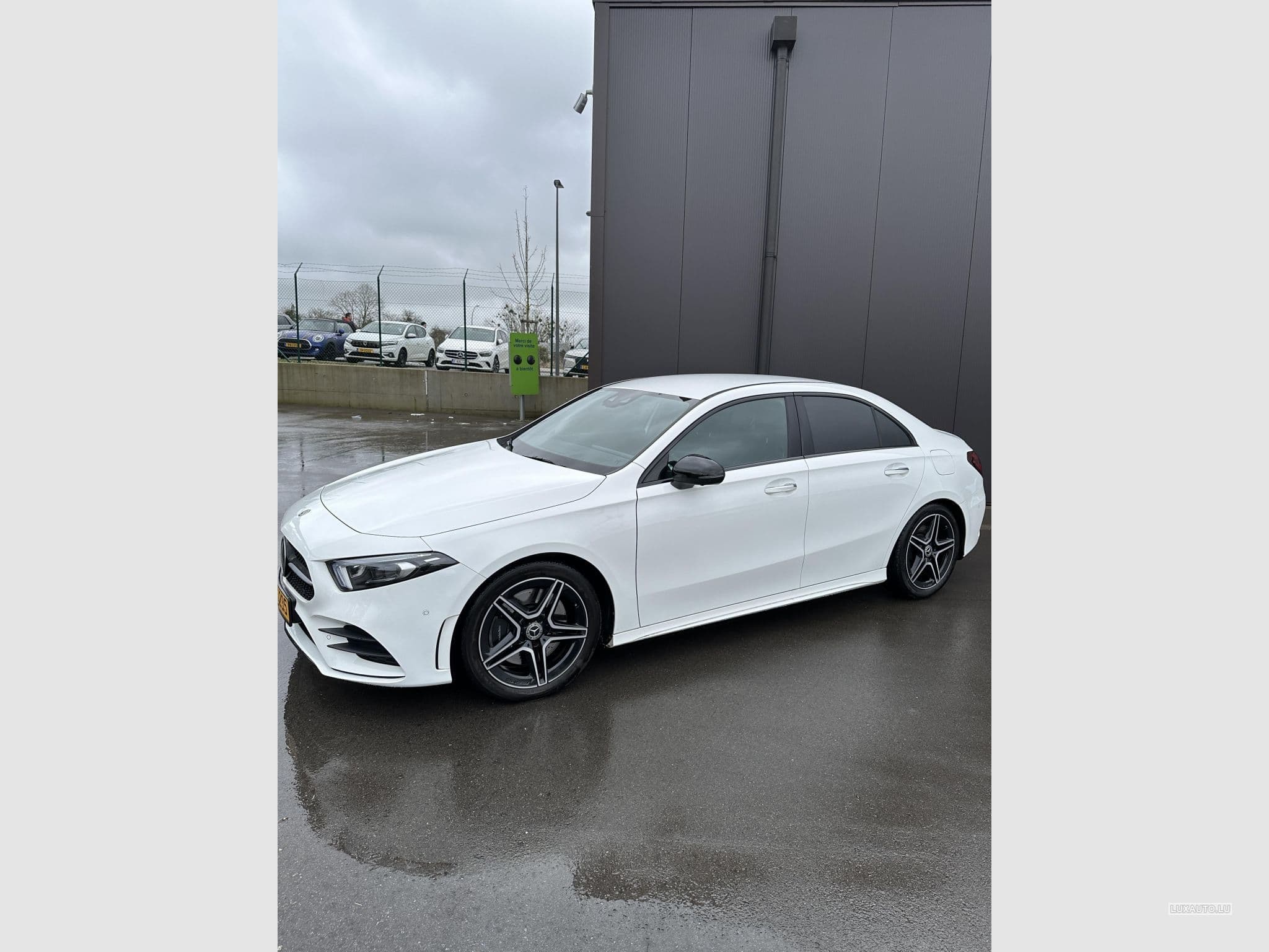 Mercedes A 250 Limousine 4MATIC AMG-Line AMG LINE / Night Package Business (2021) - Photo 1