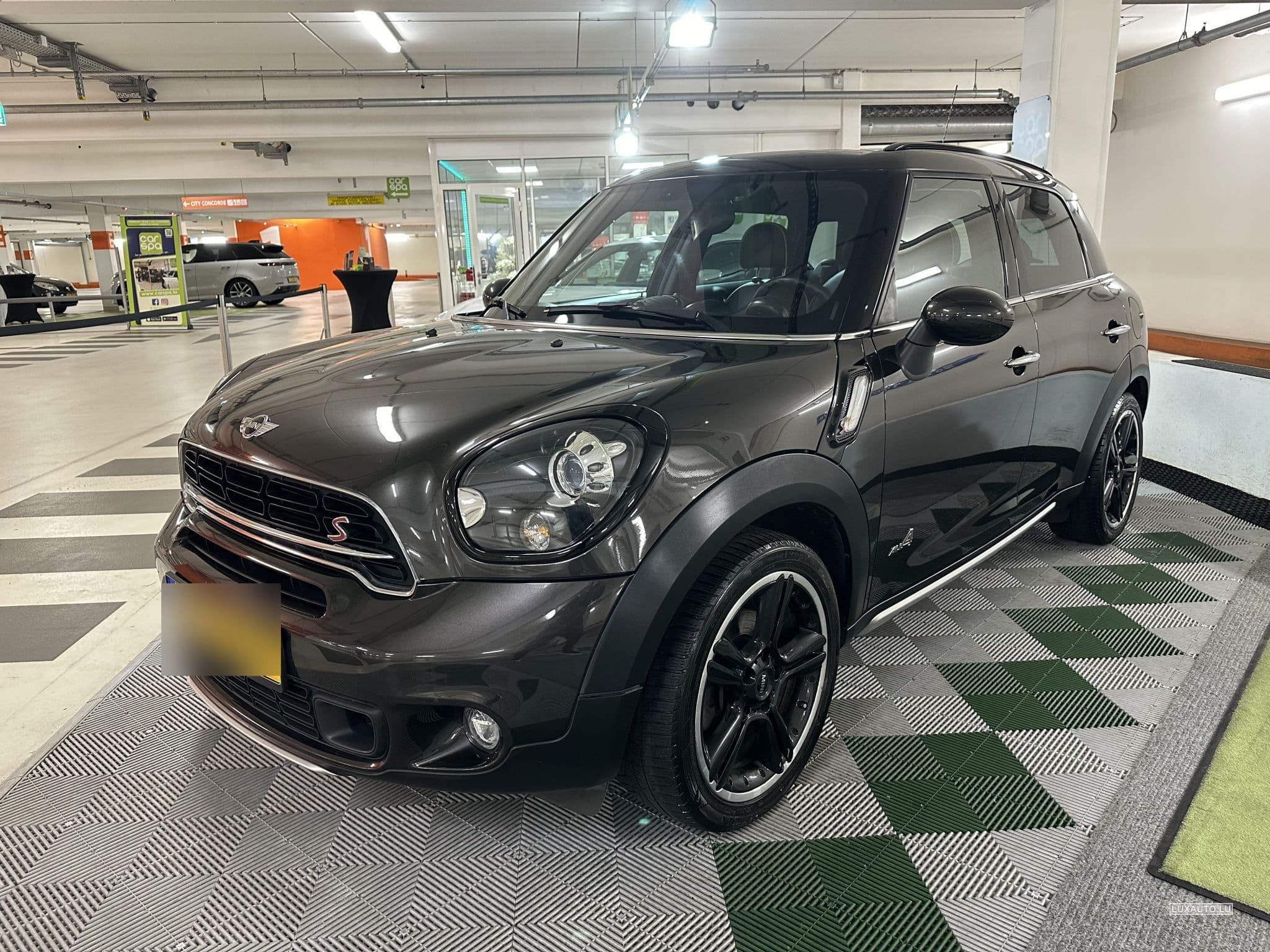 Mini Countryman COOPER SD 190 ALL4 (2016) - Photo 1