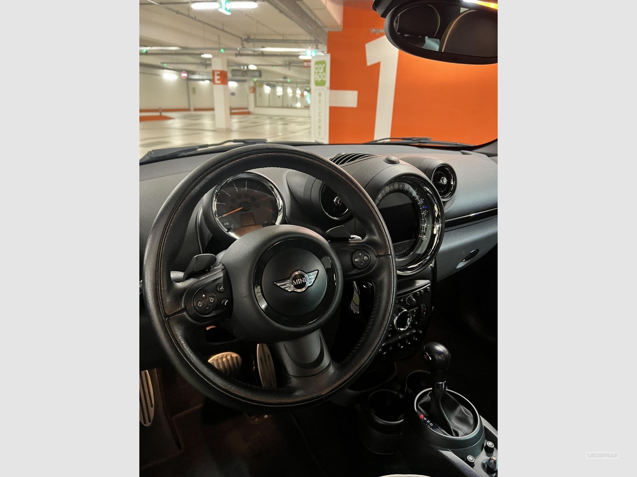 Mini Countryman COOPER SD 190 ALL4 (2016) - Photo 6