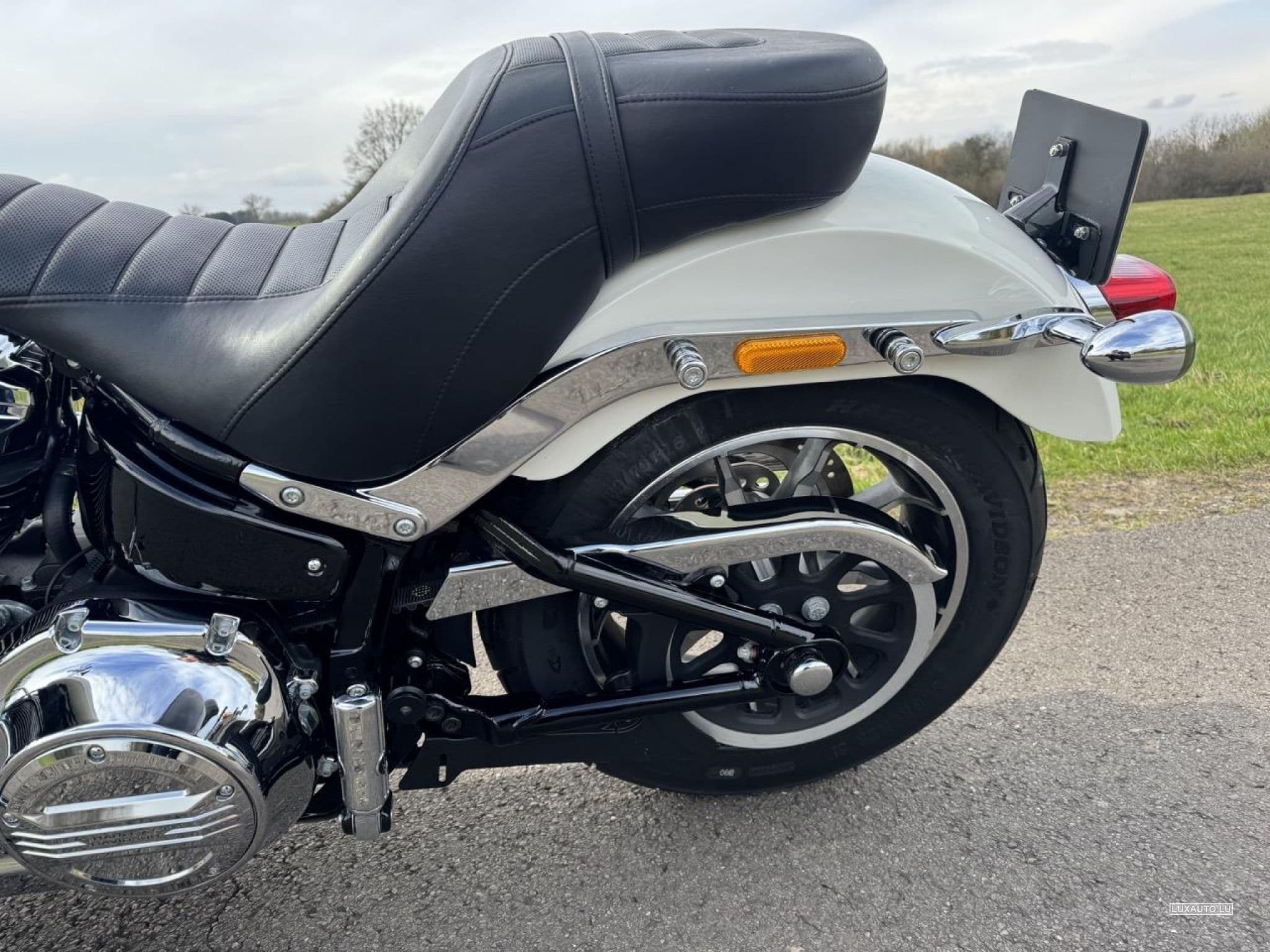 Harley-Davidson Low Rider FXLR - 1 propriétaire - Full Chrome - Full option (2018) - Photo 7