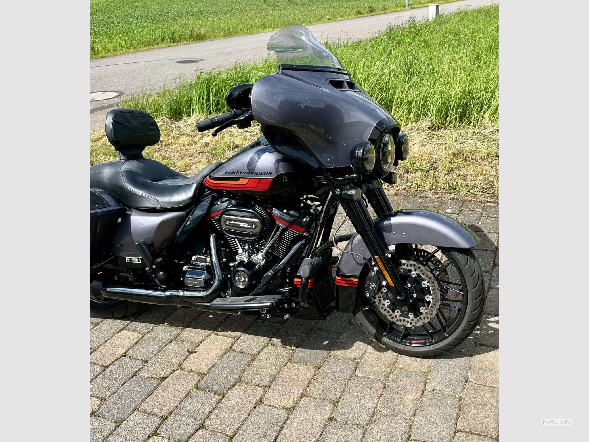 Harley-Davidson CVO Street Glide 117 cui (2020) - Photo 4