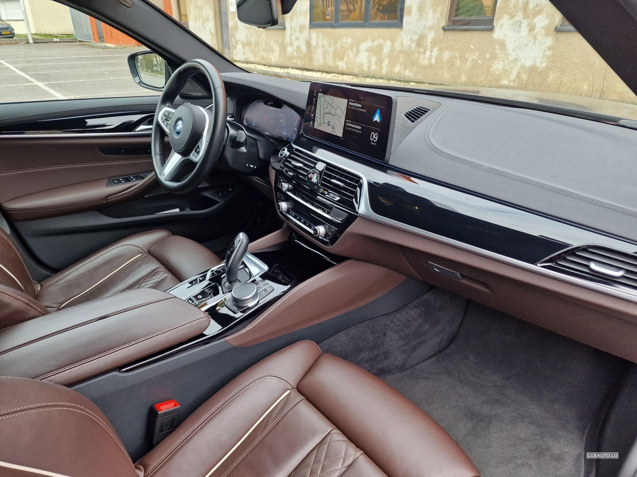 BMW 530 Sports M package (2022) - Photo 9